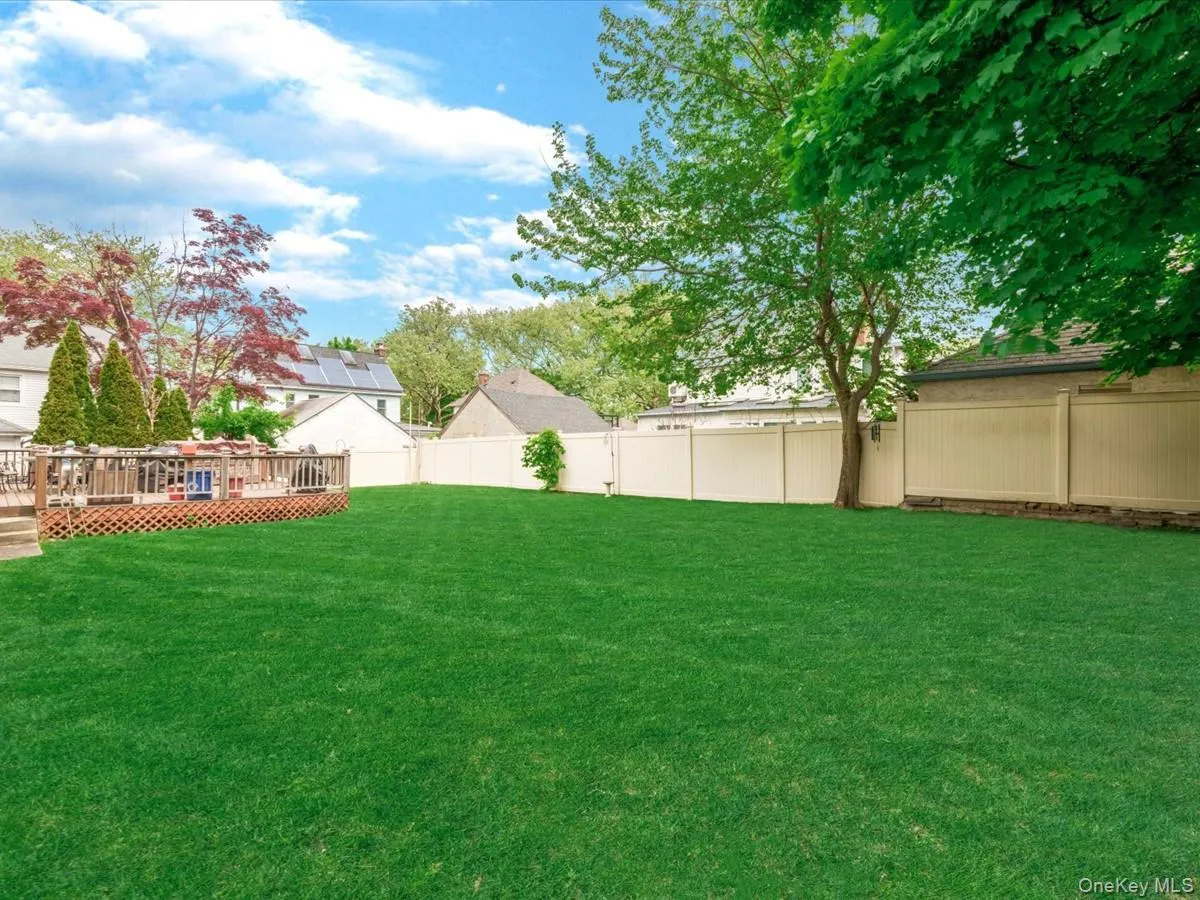 47-11 Belmont Road, North Hempstead, NY, 4 Bedrooms Bedrooms, 11 Rooms Rooms,2 BathroomsBathrooms,Residential,For Rent,Belmont,0,999071 47-11 Belmont Road, North Hempstead, NY, 4 Bedrooms Bedrooms, 11 Rooms Rooms,2 BathroomsBathrooms,Residential,For Rent,Belmont,0,999071