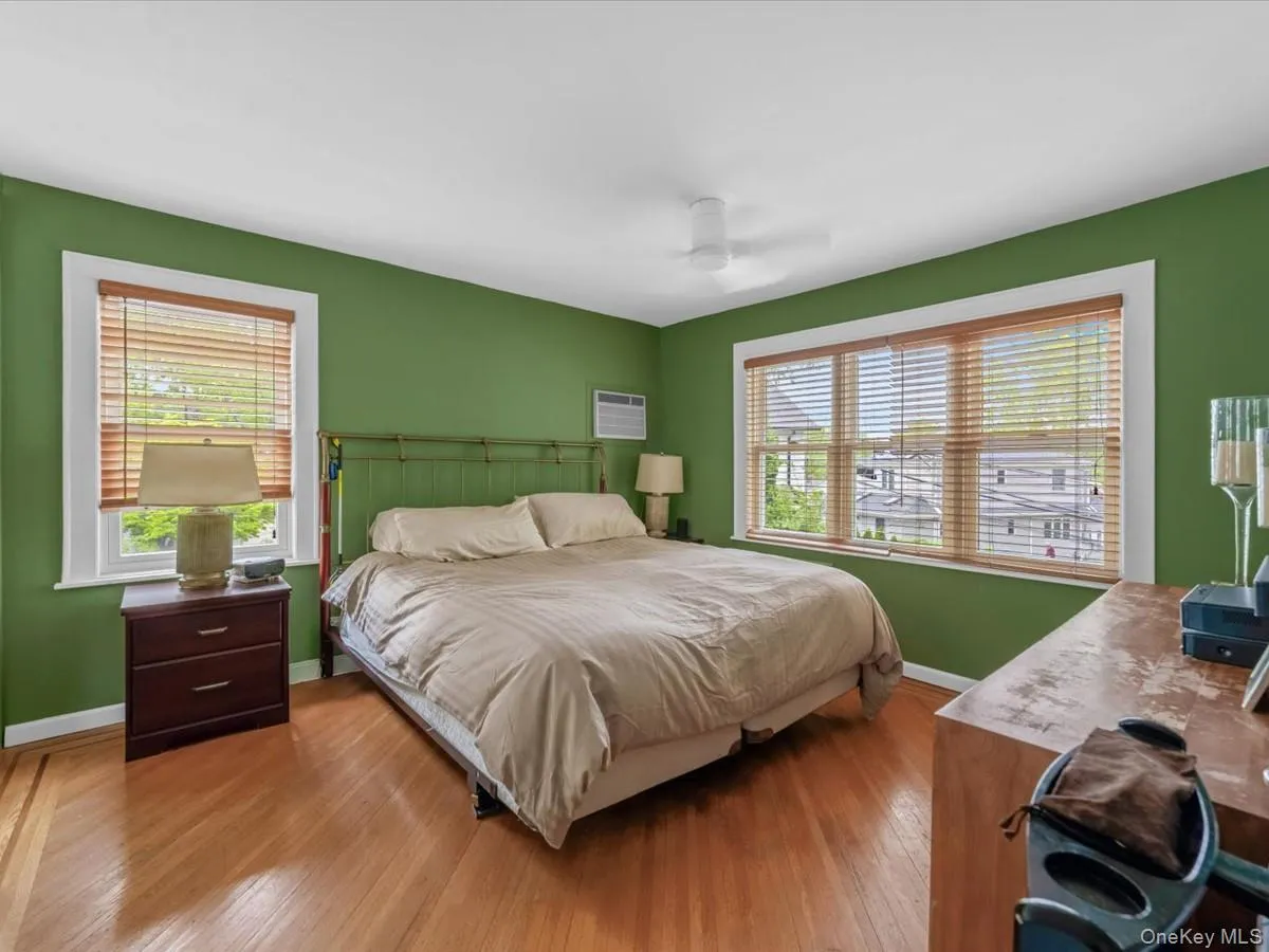 47-11 Belmont Road, North Hempstead, NY, 4 Bedrooms Bedrooms, 11 Rooms Rooms,2 BathroomsBathrooms,Residential,For Rent,Belmont,0,999071 47-11 Belmont Road, North Hempstead, NY, 4 Bedrooms Bedrooms, 11 Rooms Rooms,2 BathroomsBathrooms,Residential,For Rent,Belmont,0,999071