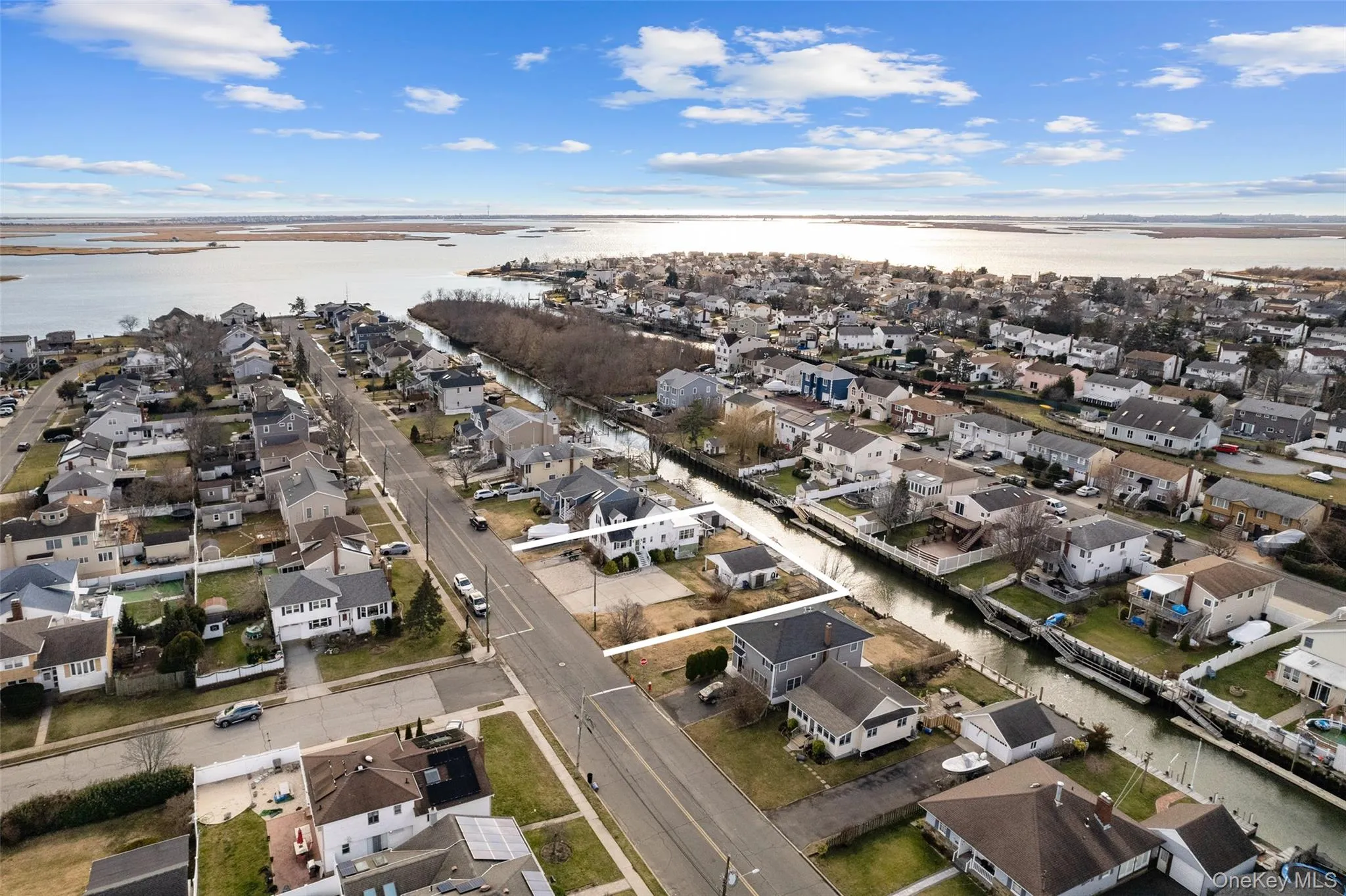 3414 Colony Drive, Hempstead, NY, 3 Bedrooms Bedrooms, 4 Rooms Rooms,3 BathroomsBathrooms,Residential Sale,For Rent,Colony,0,999074 3414 Colony Drive, Hempstead, NY, 3 Bedrooms Bedrooms, 4 Rooms Rooms,3 BathroomsBathrooms,Residential Sale,For Rent,Colony,0,999074