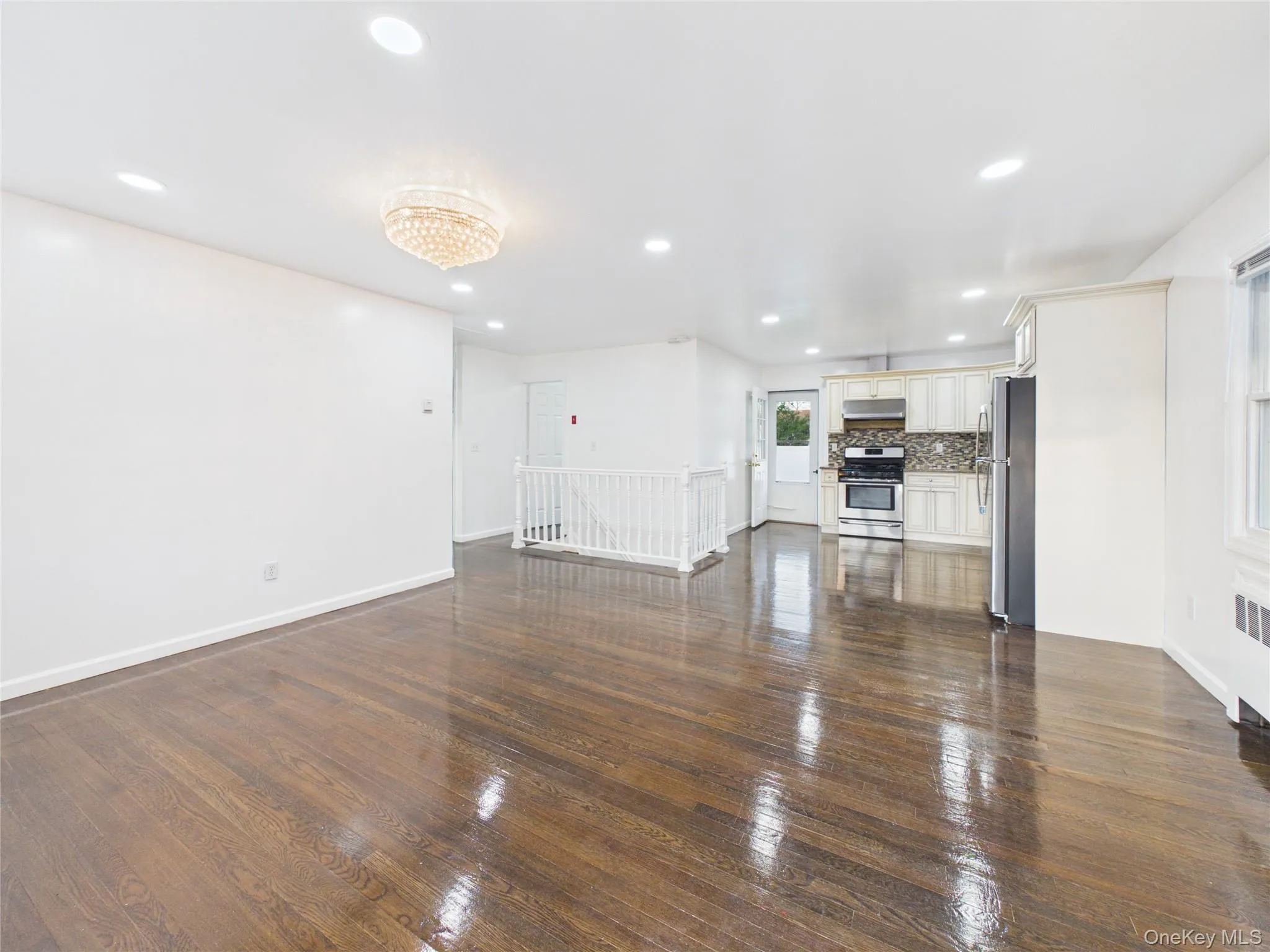 9 Ferndale Drive, Oyster Bay, NY, 3 Bedrooms Bedrooms, 6 Rooms Rooms,2 BathroomsBathrooms,Residential,For Rent,Ferndale,0,999076 9 Ferndale Drive, Oyster Bay, NY, 3 Bedrooms Bedrooms, 6 Rooms Rooms,2 BathroomsBathrooms,Residential,For Rent,Ferndale,0,999076