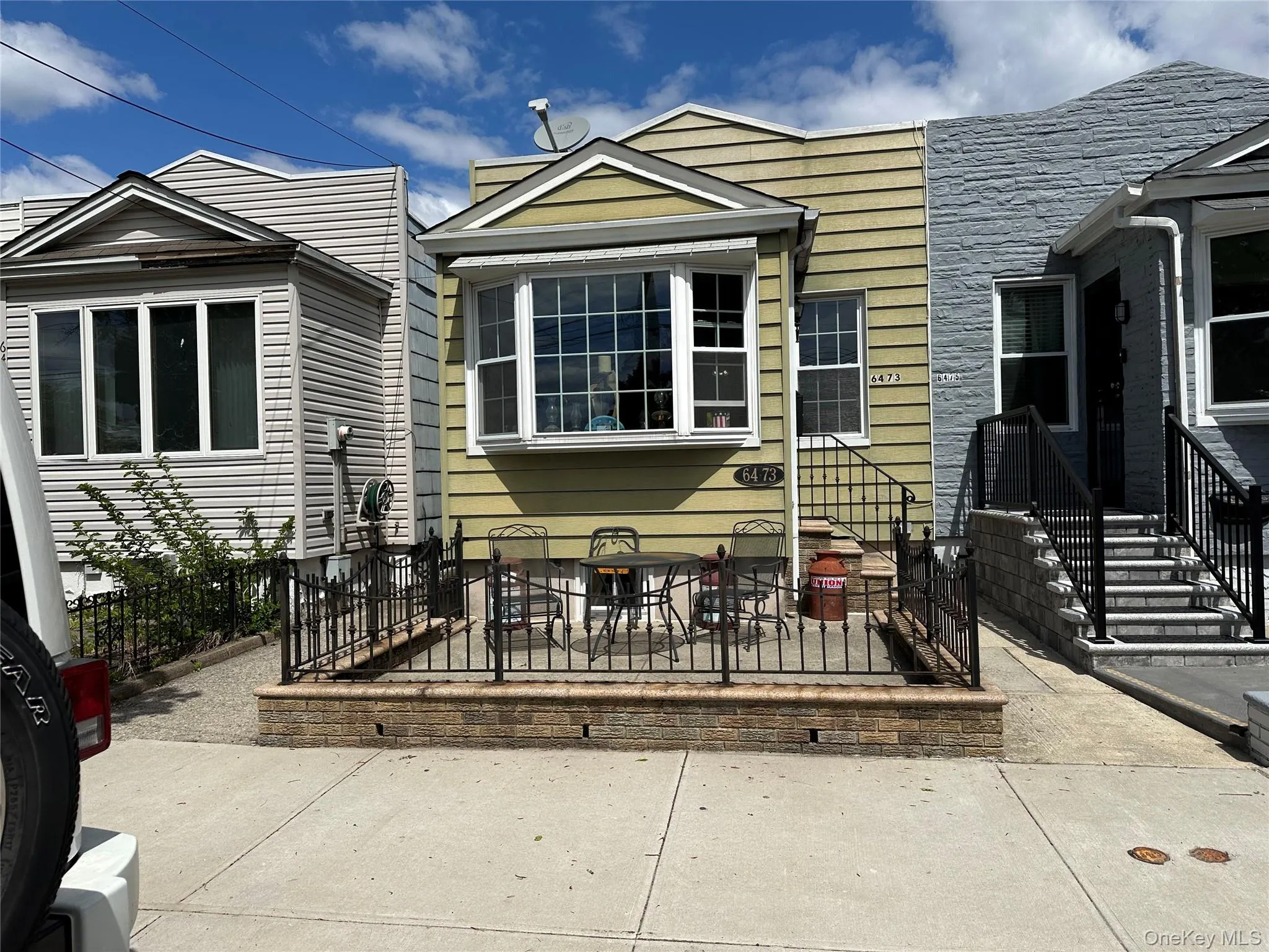 64-73 59th Avenue, New York, NY, 2 Bedrooms Bedrooms, 6 Rooms Rooms,2 BathroomsBathrooms,Residential,For Rent,59th,0,999079 64-73 59th Avenue, New York, NY, 2 Bedrooms Bedrooms, 6 Rooms Rooms,2 BathroomsBathrooms,Residential,For Rent,59th,0,999079