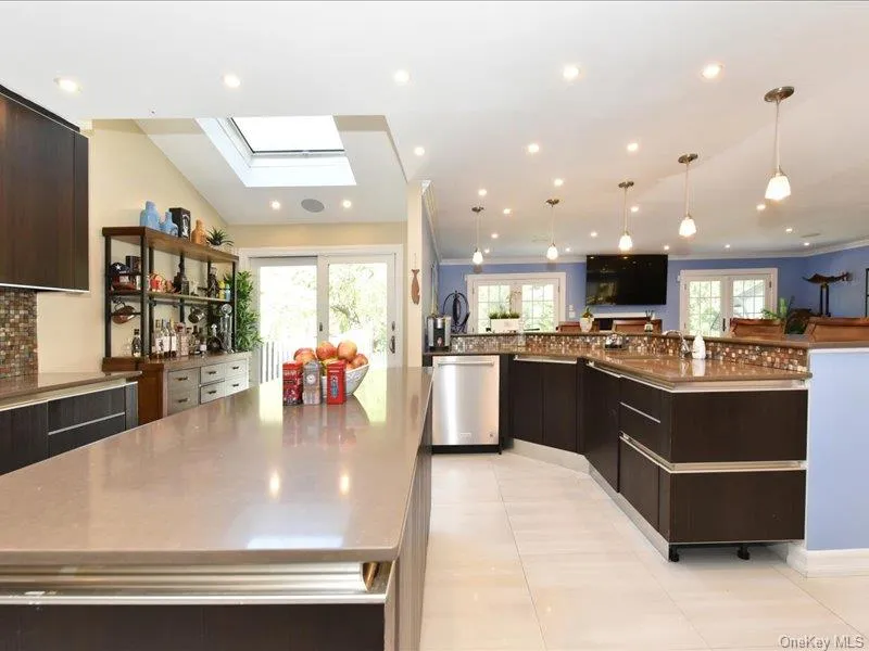 120 Estate Drive, Oyster Bay, NY, 3 Bedrooms Bedrooms, 8 Rooms Rooms,2 BathroomsBathrooms,Residential Sale,For Rent,Estate,0,999081 120 Estate Drive, Oyster Bay, NY, 3 Bedrooms Bedrooms, 8 Rooms Rooms,2 BathroomsBathrooms,Residential Sale,For Rent,Estate,0,999081