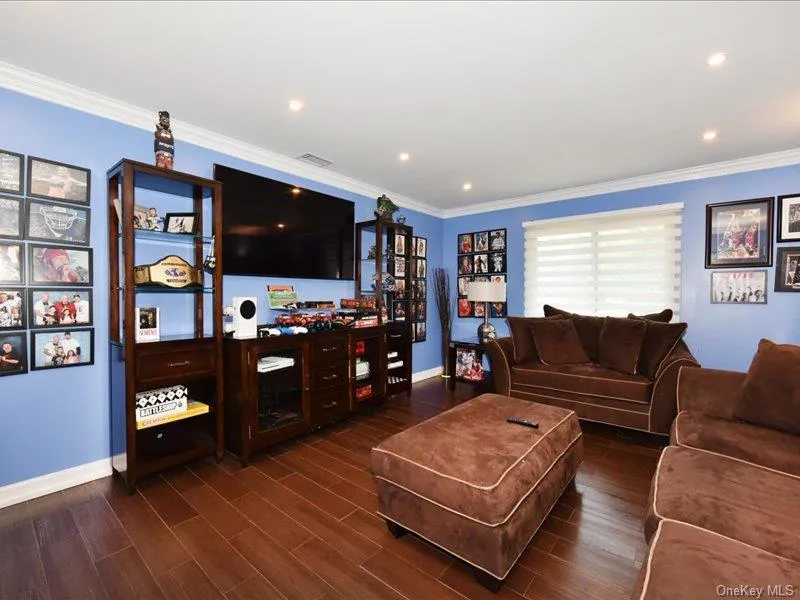 120 Estate Drive, Oyster Bay, NY, 3 Bedrooms Bedrooms, 8 Rooms Rooms,2 BathroomsBathrooms,Residential Sale,For Rent,Estate,0,999081 120 Estate Drive, Oyster Bay, NY, 3 Bedrooms Bedrooms, 8 Rooms Rooms,2 BathroomsBathrooms,Residential Sale,For Rent,Estate,0,999081