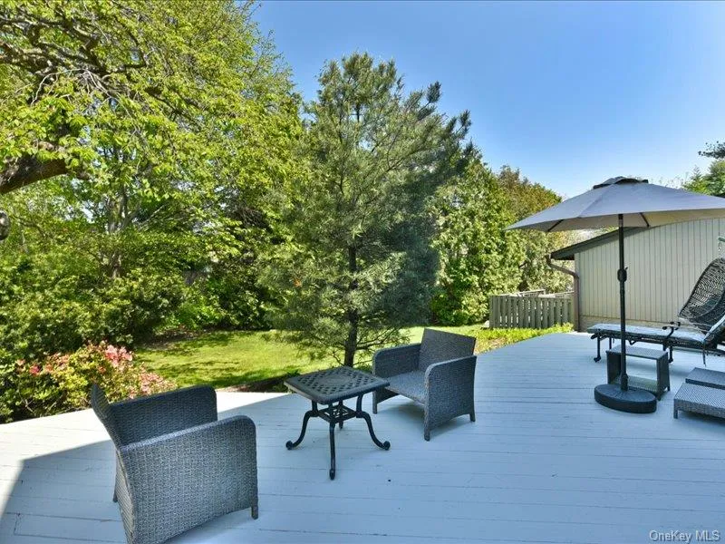 120 Estate Drive, Oyster Bay, NY, 3 Bedrooms Bedrooms, 8 Rooms Rooms,2 BathroomsBathrooms,Residential Sale,For Rent,Estate,0,999081 120 Estate Drive, Oyster Bay, NY, 3 Bedrooms Bedrooms, 8 Rooms Rooms,2 BathroomsBathrooms,Residential Sale,For Rent,Estate,0,999081