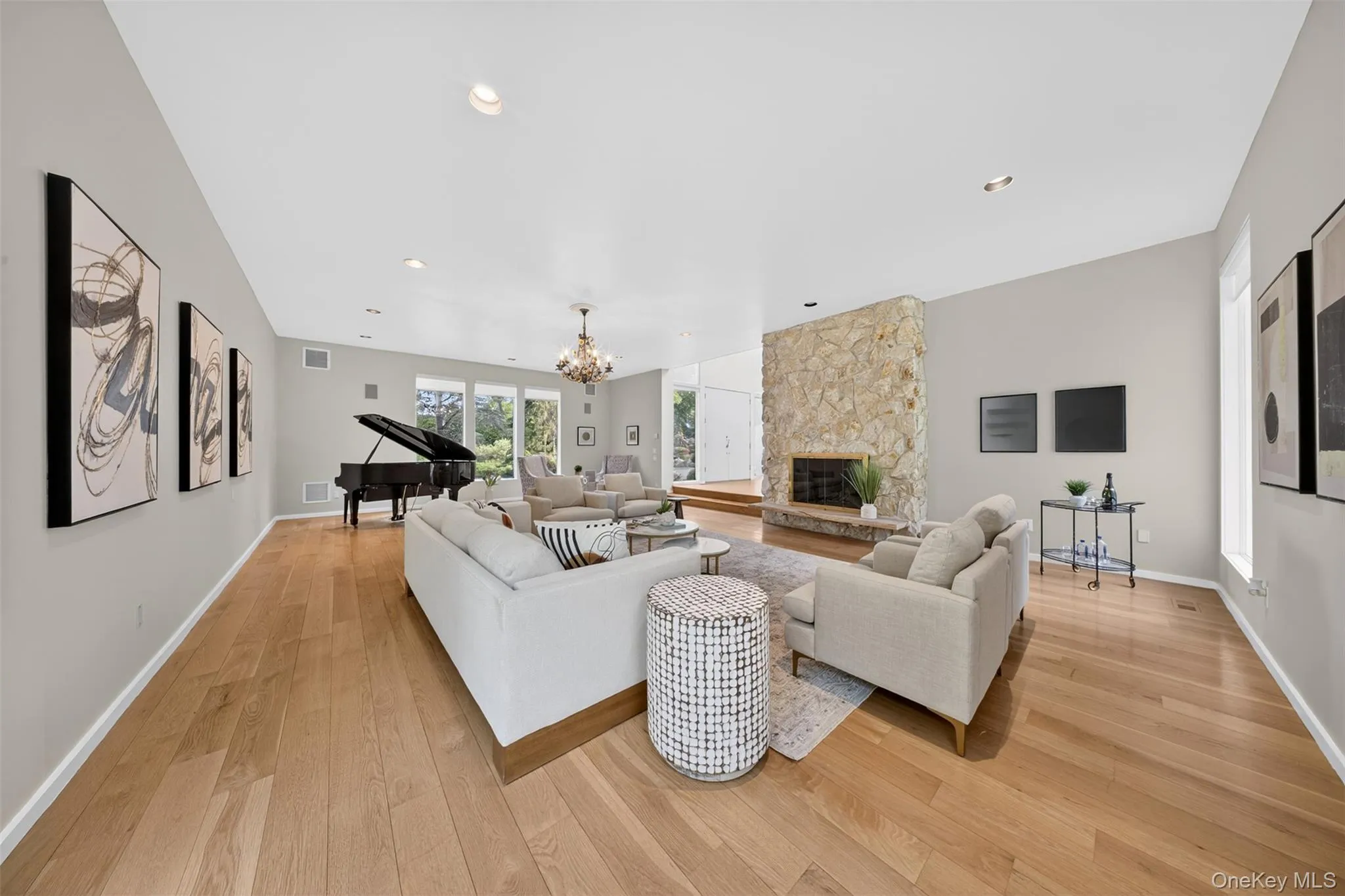 80 Tall Oak Crescent, Oyster Bay, NY, 6 Bedrooms Bedrooms, 11 Rooms Rooms,7 BathroomsBathrooms,Residential,For Rent,Tall Oak,0,999082 80 Tall Oak Crescent, Oyster Bay, NY, 6 Bedrooms Bedrooms, 11 Rooms Rooms,7 BathroomsBathrooms,Residential,For Rent,Tall Oak,0,999082