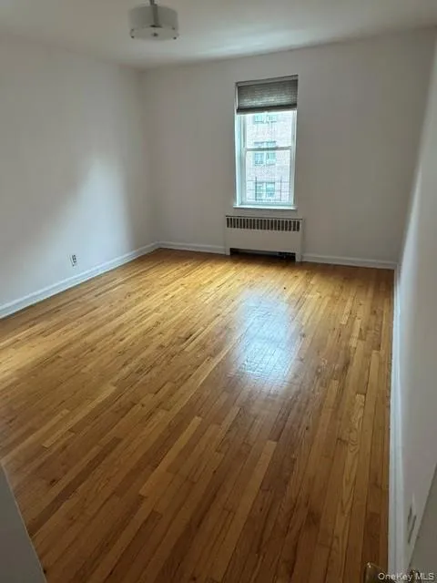 2090 Barnes Avenue, New York, NY, 1 Bedroom Bedrooms, 2 Rooms Rooms,1 BathroomBathrooms,Residential,For Rent,Barnes,0,999086 2090 Barnes Avenue, New York, NY, 1 Bedroom Bedrooms, 2 Rooms Rooms,1 BathroomBathrooms,Residential,For Rent,Barnes,0,999086