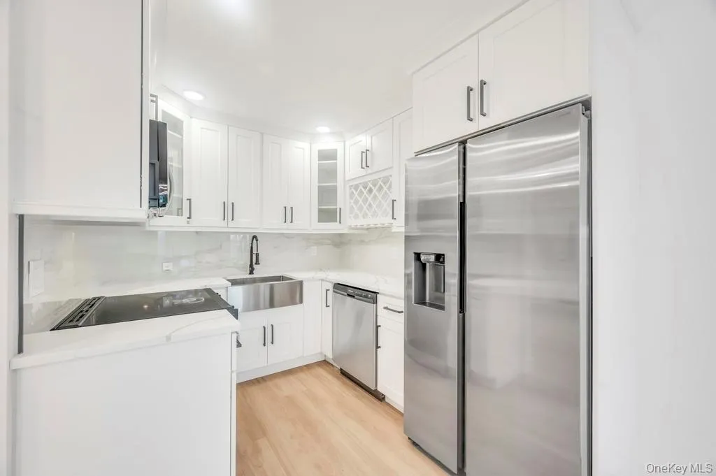 6 Amesworth Court, Brookhaven, NY, 3 Bedrooms Bedrooms, 6 Rooms Rooms,1 BathroomBathrooms,Residential Sale,For Rent,Amesworth,0,999101 6 Amesworth Court, Brookhaven, NY, 3 Bedrooms Bedrooms, 6 Rooms Rooms,1 BathroomBathrooms,Residential Sale,For Rent,Amesworth,0,999101