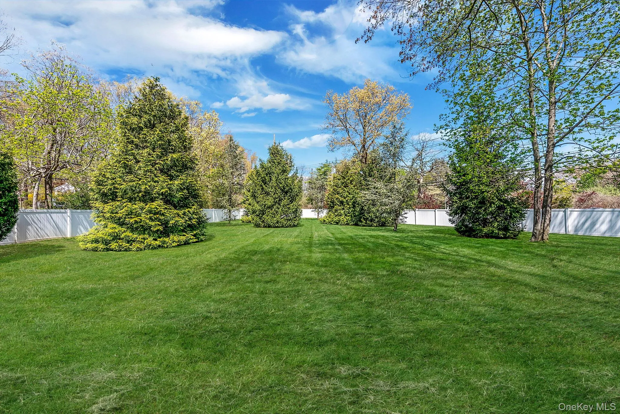 193 Dix Hills Road, Huntington, NY, 3 Bedrooms Bedrooms, 8 Rooms Rooms,2 BathroomsBathrooms,Residential,For Rent,Dix Hills,0,999108 193 Dix Hills Road, Huntington, NY, 3 Bedrooms Bedrooms, 8 Rooms Rooms,2 BathroomsBathrooms,Residential,For Rent,Dix Hills,0,999108