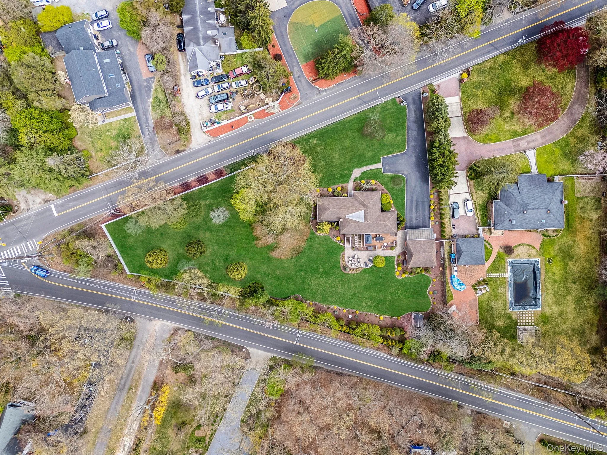 193 Dix Hills Road, Huntington, NY, 3 Bedrooms Bedrooms, 8 Rooms Rooms,2 BathroomsBathrooms,Residential,For Rent,Dix Hills,0,999108 193 Dix Hills Road, Huntington, NY, 3 Bedrooms Bedrooms, 8 Rooms Rooms,2 BathroomsBathrooms,Residential,For Rent,Dix Hills,0,999108