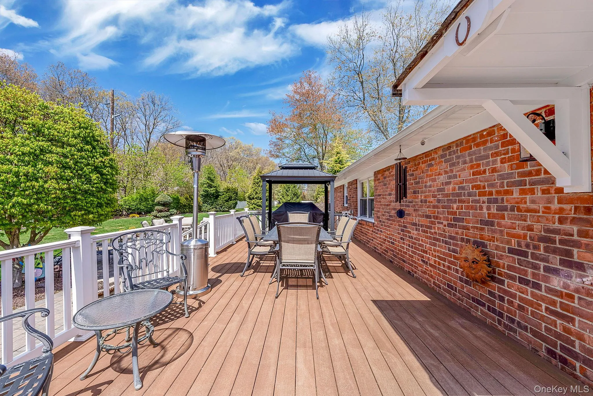193 Dix Hills Road, Huntington, NY, 3 Bedrooms Bedrooms, 8 Rooms Rooms,2 BathroomsBathrooms,Residential,For Rent,Dix Hills,0,999108 193 Dix Hills Road, Huntington, NY, 3 Bedrooms Bedrooms, 8 Rooms Rooms,2 BathroomsBathrooms,Residential,For Rent,Dix Hills,0,999108