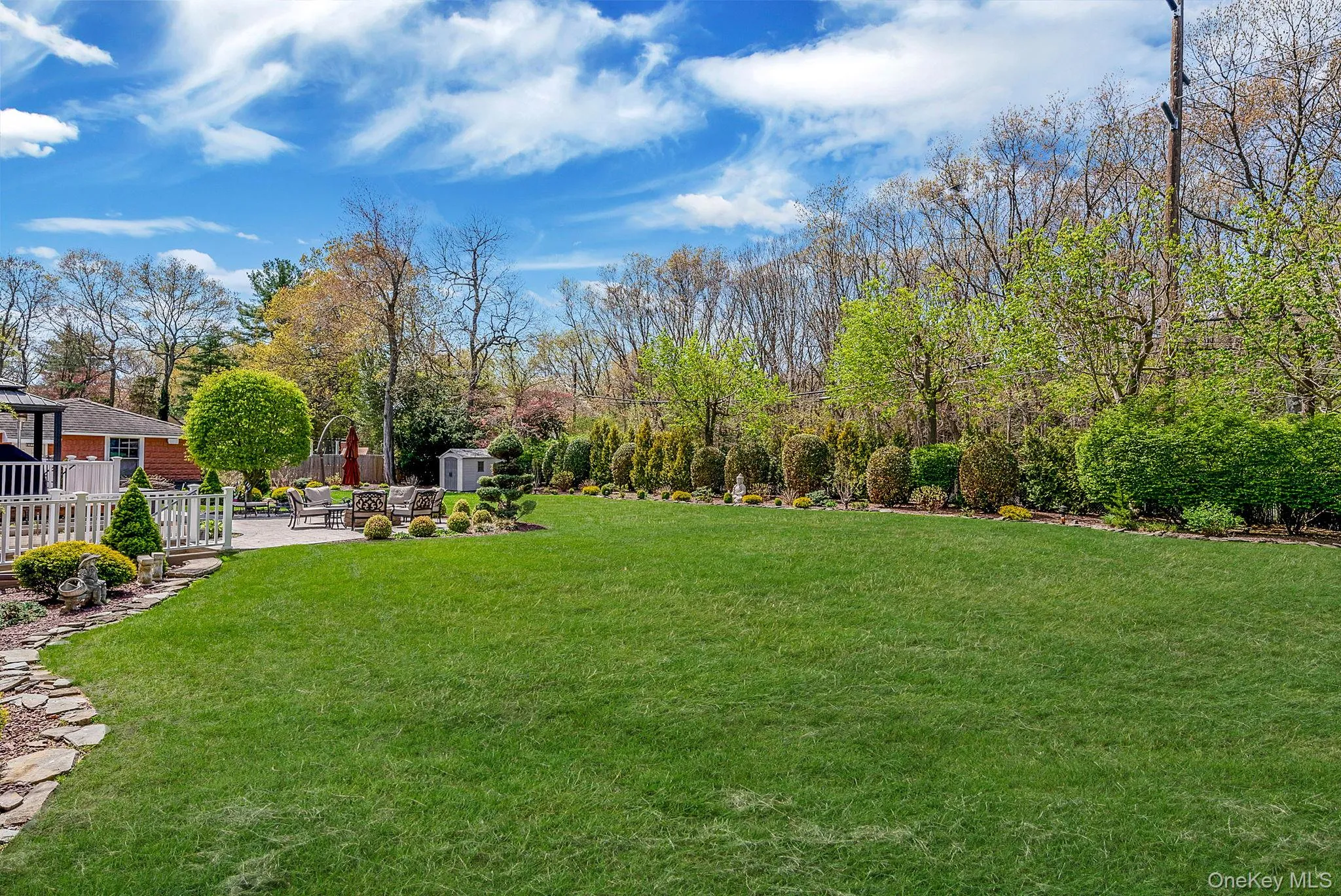 193 Dix Hills Road, Huntington, NY, 3 Bedrooms Bedrooms, 8 Rooms Rooms,2 BathroomsBathrooms,Residential,For Rent,Dix Hills,0,999108 193 Dix Hills Road, Huntington, NY, 3 Bedrooms Bedrooms, 8 Rooms Rooms,2 BathroomsBathrooms,Residential,For Rent,Dix Hills,0,999108