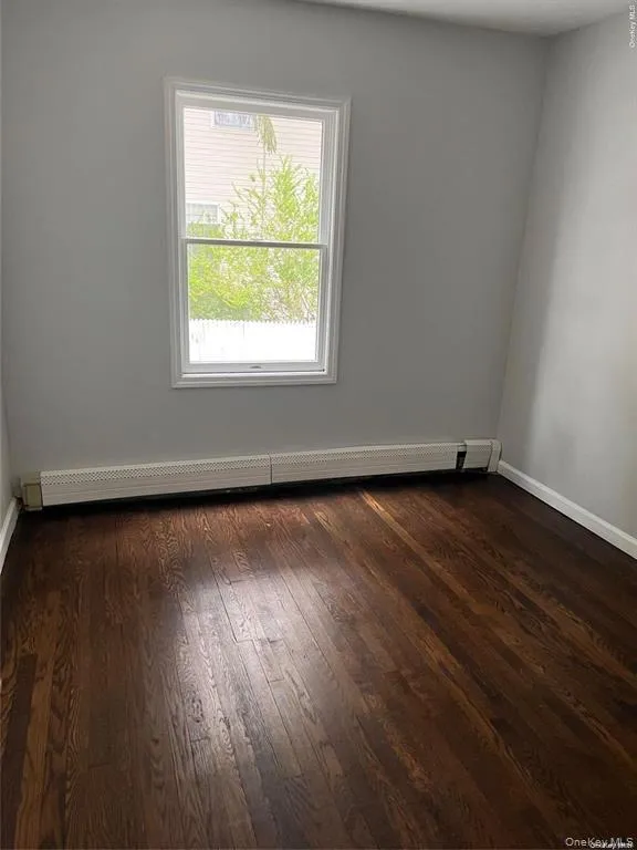 80 Ellen Street, Oyster Bay, NY, 4 Bedrooms Bedrooms, 7 Rooms Rooms,2 BathroomsBathrooms,Residential Lease,For Rent,Ellen,0,999110 80 Ellen Street, Oyster Bay, NY, 4 Bedrooms Bedrooms, 7 Rooms Rooms,2 BathroomsBathrooms,Residential Lease,For Rent,Ellen,0,999110