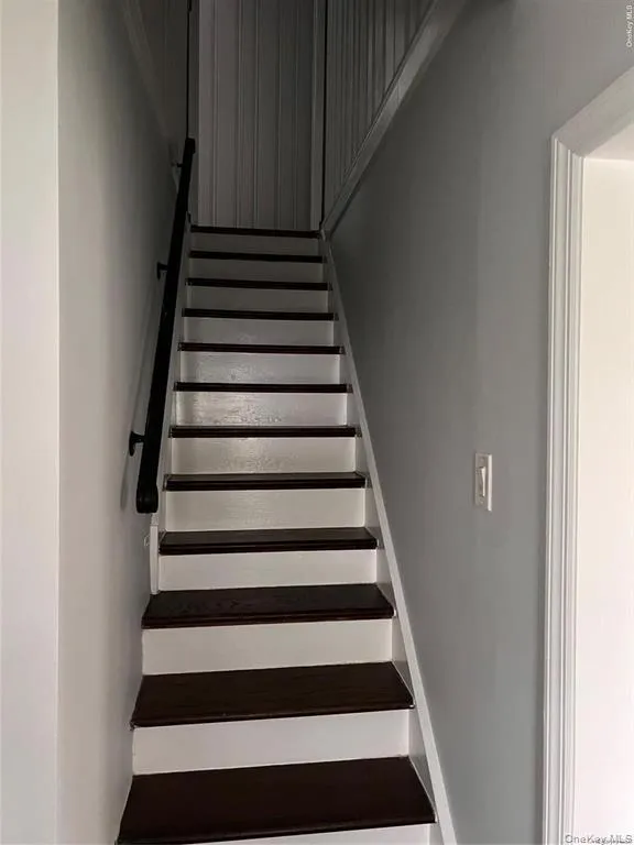 80 Ellen Street, Oyster Bay, NY, 4 Bedrooms Bedrooms, 7 Rooms Rooms,2 BathroomsBathrooms,Residential Lease,For Rent,Ellen,0,999110 80 Ellen Street, Oyster Bay, NY, 4 Bedrooms Bedrooms, 7 Rooms Rooms,2 BathroomsBathrooms,Residential Lease,For Rent,Ellen,0,999110