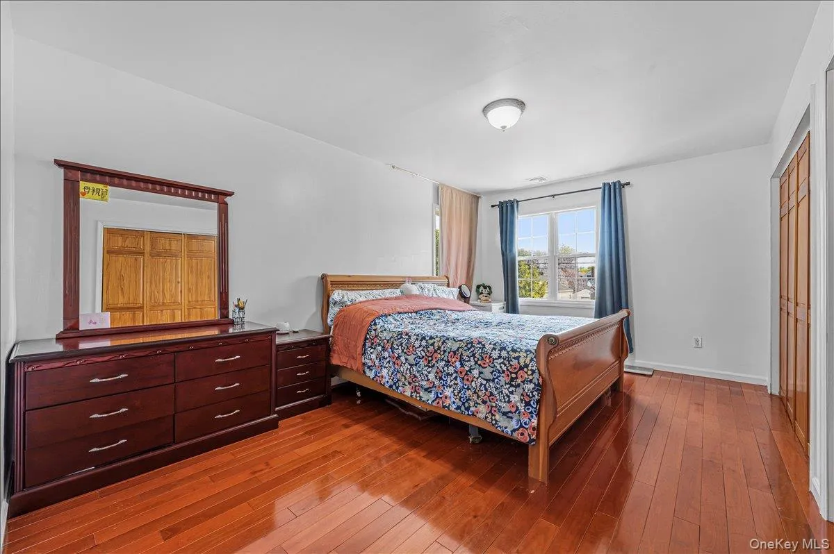 109 Gordon Avenue, North Hempstead, NY, 5 Bedrooms Bedrooms, 10 Rooms Rooms,3 BathroomsBathrooms,Residential,For Rent,Gordon,0,999118 109 Gordon Avenue, North Hempstead, NY, 5 Bedrooms Bedrooms, 10 Rooms Rooms,3 BathroomsBathrooms,Residential,For Rent,Gordon,0,999118