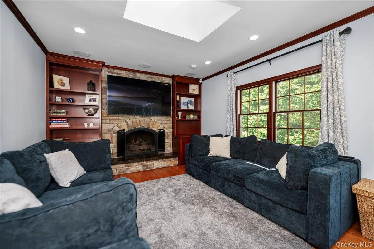 Den with Gas fireplace Den with Gas fireplace