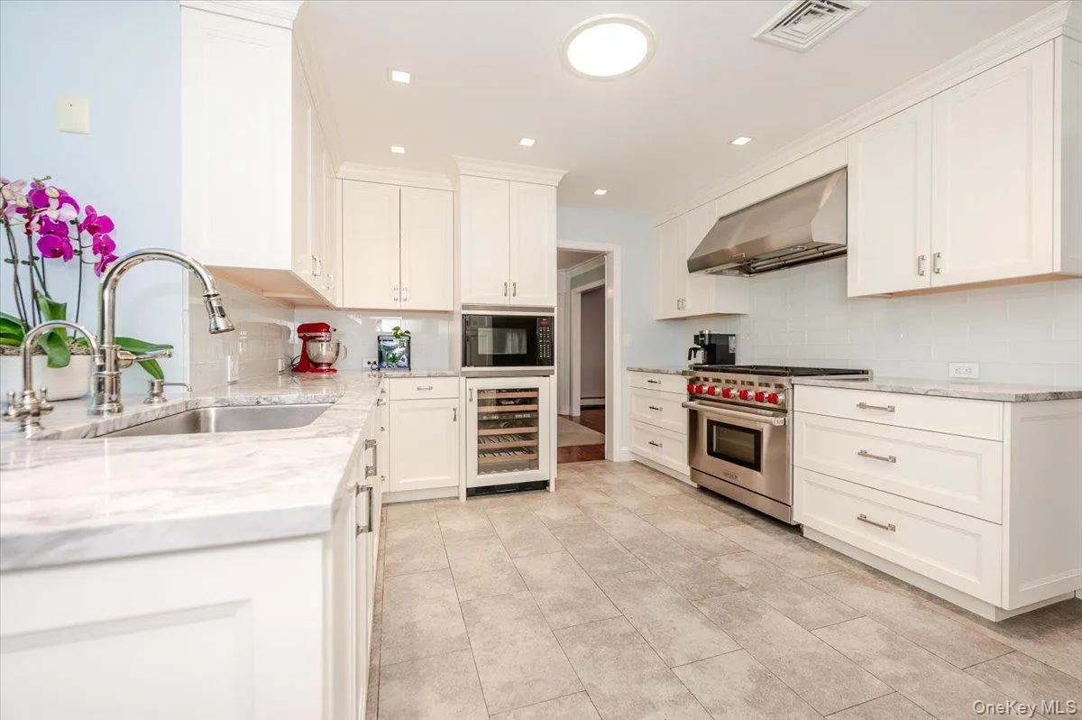 2539 Bradley Court, Hempstead, NY, 4 Bedrooms Bedrooms, 14 Rooms Rooms,2 BathroomsBathrooms,Residential,For Rent,Bradley,0,999124 2539 Bradley Court, Hempstead, NY, 4 Bedrooms Bedrooms, 14 Rooms Rooms,2 BathroomsBathrooms,Residential,For Rent,Bradley,0,999124