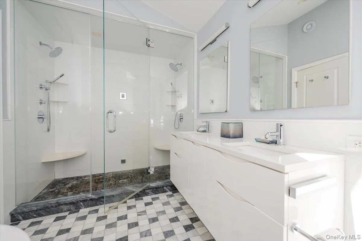 2539 Bradley Court, Hempstead, NY, 4 Bedrooms Bedrooms, 14 Rooms Rooms,2 BathroomsBathrooms,Residential,For Rent,Bradley,0,999124 2539 Bradley Court, Hempstead, NY, 4 Bedrooms Bedrooms, 14 Rooms Rooms,2 BathroomsBathrooms,Residential,For Rent,Bradley,0,999124