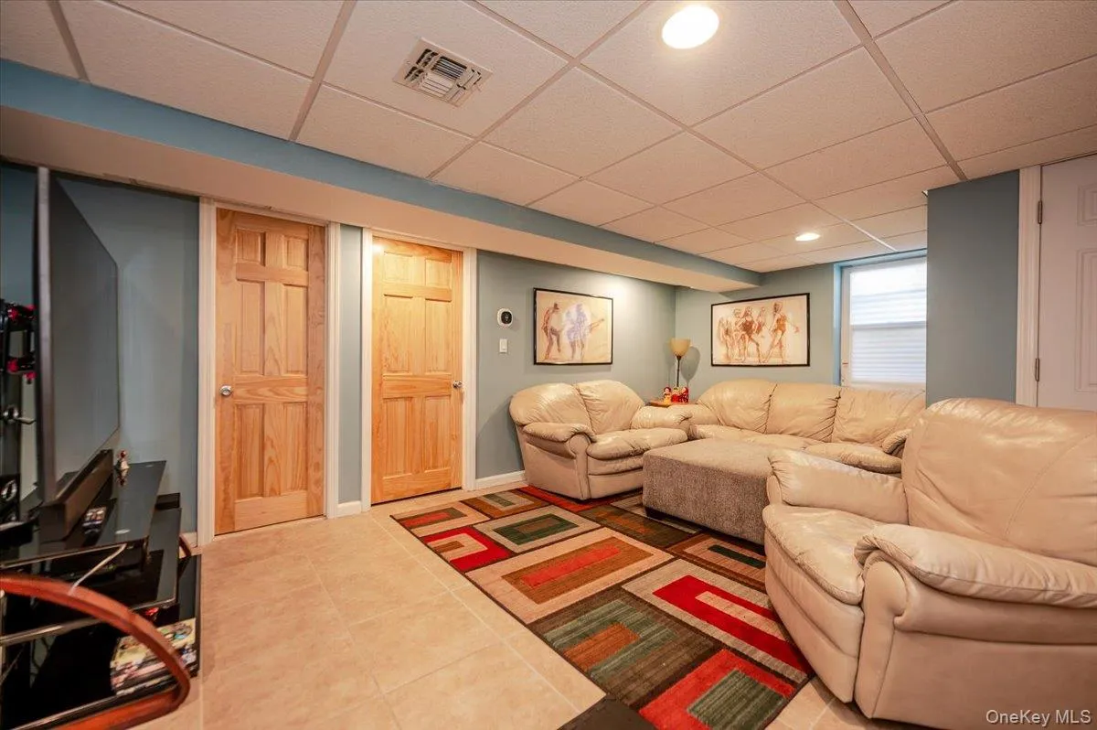 2539 Bradley Court, Hempstead, NY, 4 Bedrooms Bedrooms, 14 Rooms Rooms,2 BathroomsBathrooms,Residential,For Rent,Bradley,0,999124 2539 Bradley Court, Hempstead, NY, 4 Bedrooms Bedrooms, 14 Rooms Rooms,2 BathroomsBathrooms,Residential,For Rent,Bradley,0,999124