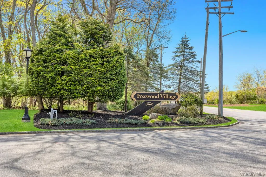 1407 Middle, Riverhead, NY, 2 Bedrooms Bedrooms, 8 Rooms Rooms,2 BathroomsBathrooms,Residential,For Rent,Middle,0,999128 1407 Middle, Riverhead, NY, 2 Bedrooms Bedrooms, 8 Rooms Rooms,2 BathroomsBathrooms,Residential,For Rent,Middle,0,999128