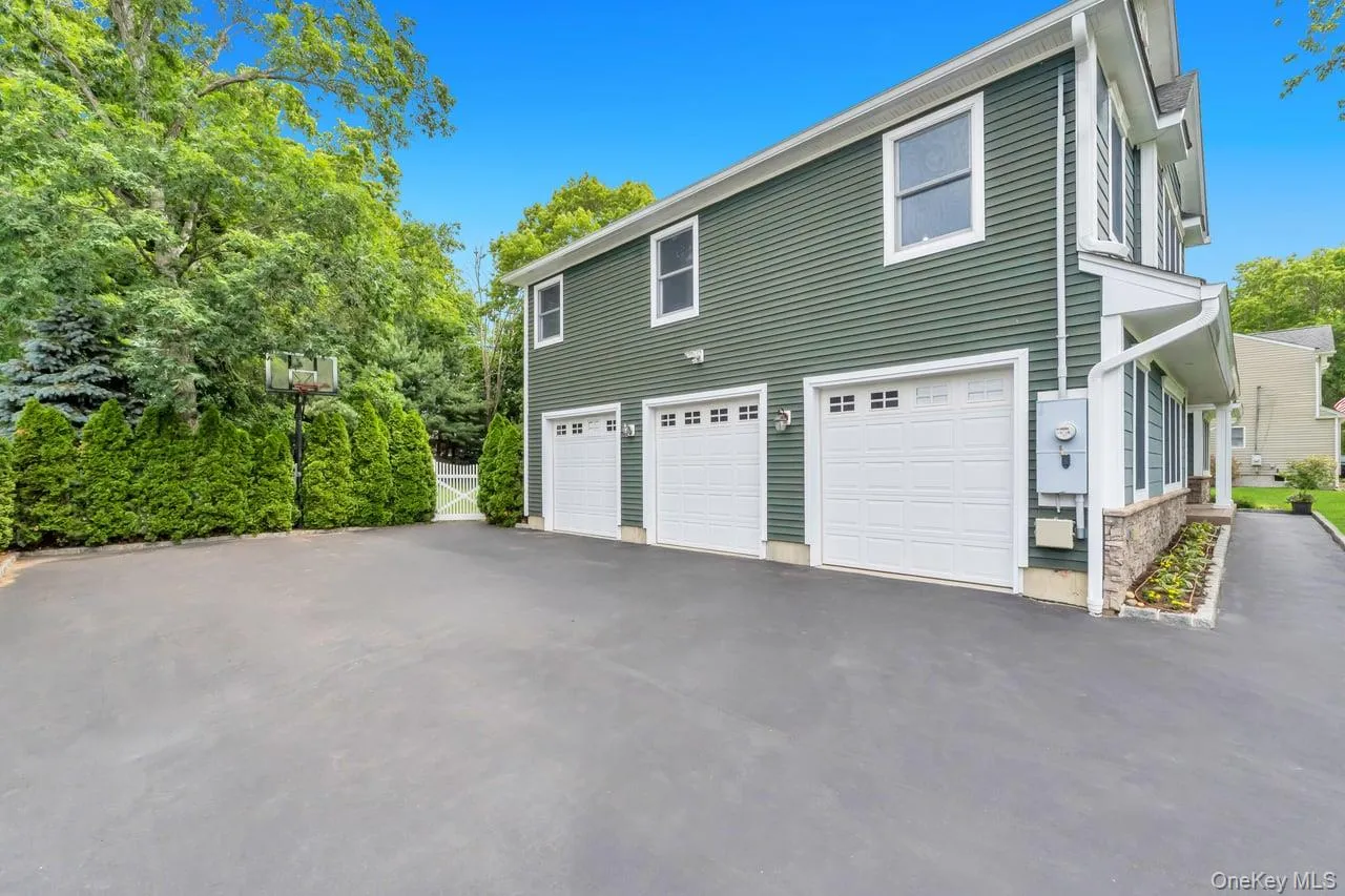 269 Southport Street, Islip, NY, 4 Bedrooms Bedrooms, 9 Rooms Rooms,2 BathroomsBathrooms,Residential,For Rent,Southport,0,999131 269 Southport Street, Islip, NY, 4 Bedrooms Bedrooms, 9 Rooms Rooms,2 BathroomsBathrooms,Residential,For Rent,Southport,0,999131