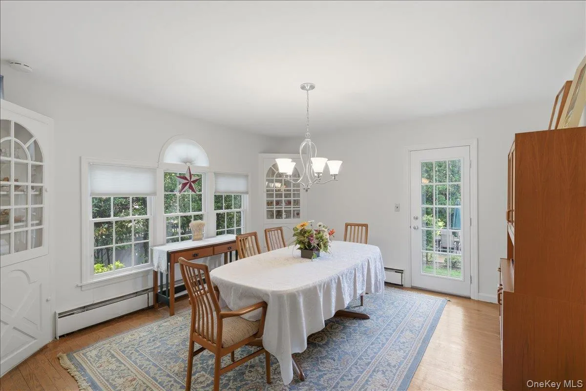 8 Prospect Avenue, Hempstead, NY, 3 Bedrooms Bedrooms, 7 Rooms Rooms,2 BathroomsBathrooms,Residential,For Rent,Prospect,0,999132 8 Prospect Avenue, Hempstead, NY, 3 Bedrooms Bedrooms, 7 Rooms Rooms,2 BathroomsBathrooms,Residential,For Rent,Prospect,0,999132