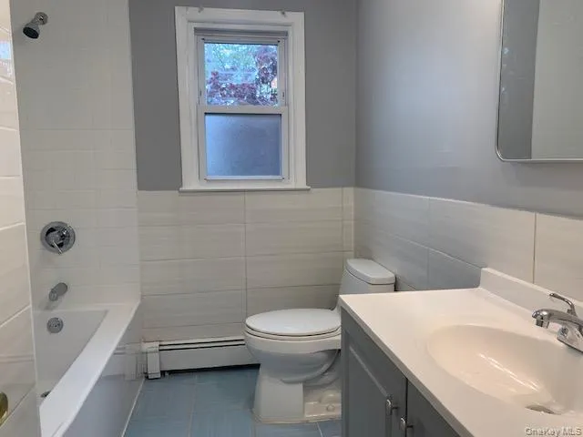 2 Vanata Court, Hempstead, NY, 3 Bedrooms Bedrooms, 5 Rooms Rooms,1 BathroomBathrooms,Residential Lease,For Rent,Vanata,0,999134 2 Vanata Court, Hempstead, NY, 3 Bedrooms Bedrooms, 5 Rooms Rooms,1 BathroomBathrooms,Residential Lease,For Rent,Vanata,0,999134