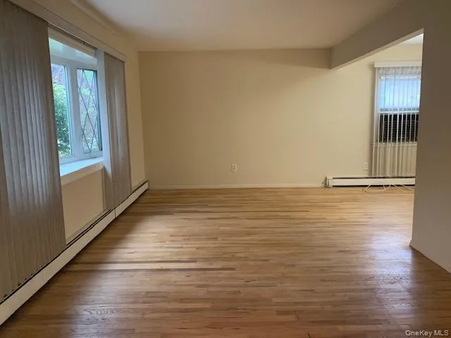 2 Vanata Court, Hempstead, NY, 3 Bedrooms Bedrooms, 5 Rooms Rooms,1 BathroomBathrooms,Residential Lease,For Rent,Vanata,0,999134 2 Vanata Court, Hempstead, NY, 3 Bedrooms Bedrooms, 5 Rooms Rooms,1 BathroomBathrooms,Residential Lease,For Rent,Vanata,0,999134
