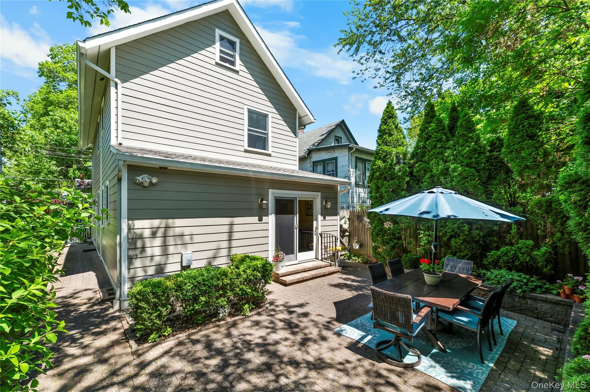 35 4th Avenue, Orangetown, NY, 3 Bedrooms Bedrooms, 7 Rooms Rooms,2 BathroomsBathrooms,Residential,For Rent,4th,0,KEY999141 35 4th Avenue, Orangetown, NY, 3 Bedrooms Bedrooms, 7 Rooms Rooms,2 BathroomsBathrooms,Residential,For Rent,4th,0,KEY999141
