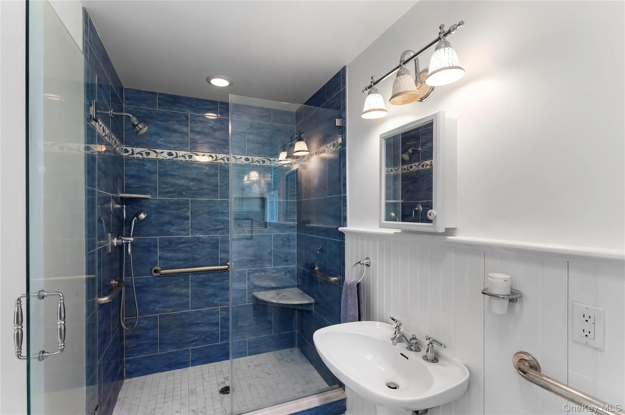 35 4th Avenue, Orangetown, NY, 3 Bedrooms Bedrooms, 7 Rooms Rooms,2 BathroomsBathrooms,Residential,For Rent,4th,0,KEY999141 35 4th Avenue, Orangetown, NY, 3 Bedrooms Bedrooms, 7 Rooms Rooms,2 BathroomsBathrooms,Residential,For Rent,4th,0,KEY999141