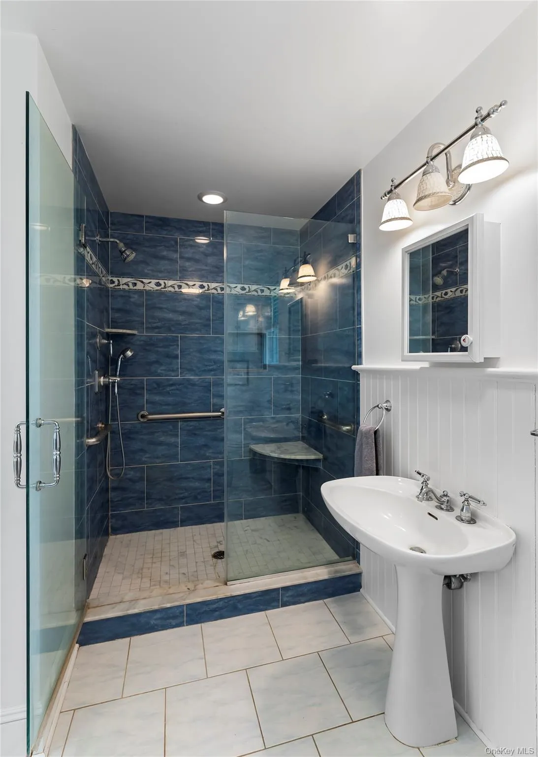 35 4th Avenue, Orangetown, NY, 3 Bedrooms Bedrooms, 7 Rooms Rooms,2 BathroomsBathrooms,Residential,For Rent,4th,0,999141 35 4th Avenue, Orangetown, NY, 3 Bedrooms Bedrooms, 7 Rooms Rooms,2 BathroomsBathrooms,Residential,For Rent,4th,0,999141