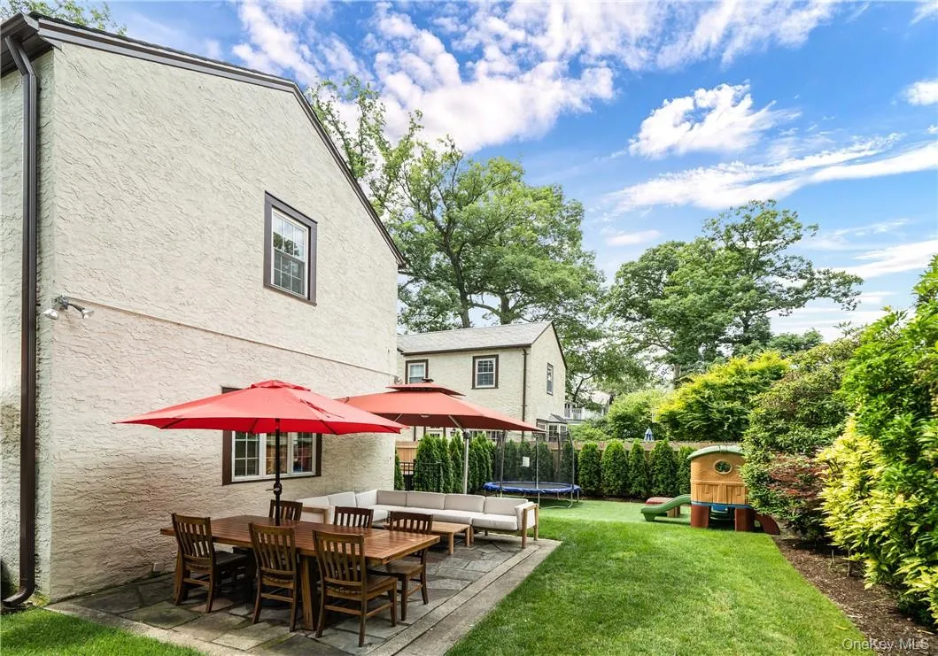 19 Hamilton Road, Scarsdale, NY, 4 Bedrooms Bedrooms, 9 Rooms Rooms,2 BathroomsBathrooms,Residential Lease,For Rent,Hamilton,0,999142 19 Hamilton Road, Scarsdale, NY, 4 Bedrooms Bedrooms, 9 Rooms Rooms,2 BathroomsBathrooms,Residential Lease,For Rent,Hamilton,0,999142