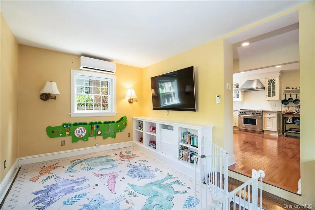 19 Hamilton Road, Scarsdale, NY, 4 Bedrooms Bedrooms, 9 Rooms Rooms,2 BathroomsBathrooms,Residential Lease,For Rent,Hamilton,0,999142 19 Hamilton Road, Scarsdale, NY, 4 Bedrooms Bedrooms, 9 Rooms Rooms,2 BathroomsBathrooms,Residential Lease,For Rent,Hamilton,0,999142
