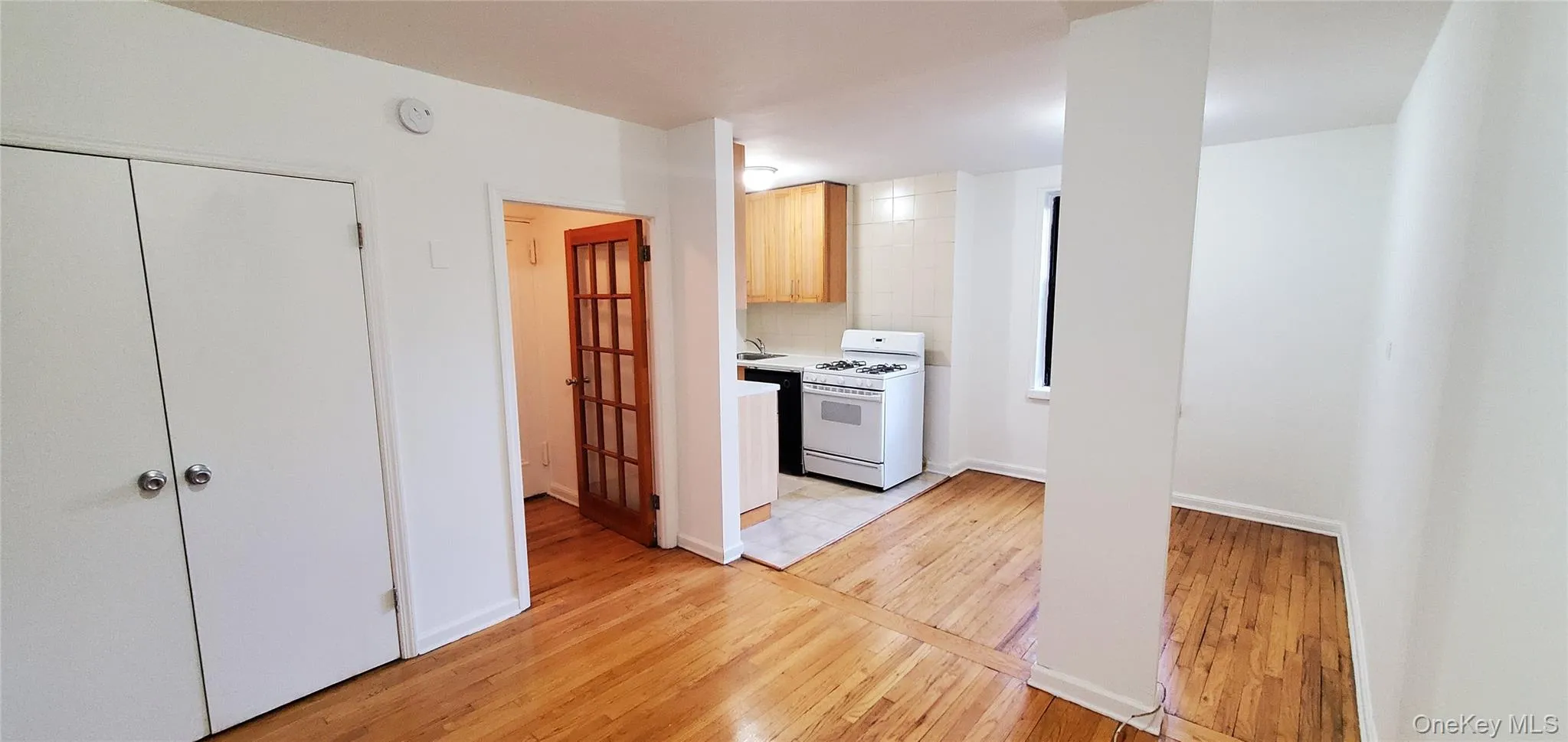 102-35 64th Road, New York, NY, 3 Rooms Rooms,1 BathroomBathrooms,Residential Lease,For Rent,64th,0,999144 102-35 64th Road, New York, NY, 3 Rooms Rooms,1 BathroomBathrooms,Residential Lease,For Rent,64th,0,999144