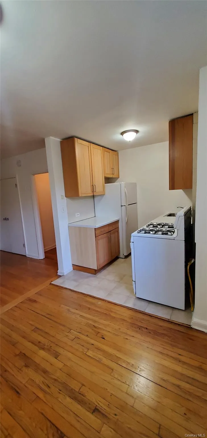 102-35 64th Road, New York, NY, 3 Rooms Rooms,1 BathroomBathrooms,Residential Lease,For Rent,64th,0,999144 102-35 64th Road, New York, NY, 3 Rooms Rooms,1 BathroomBathrooms,Residential Lease,For Rent,64th,0,999144