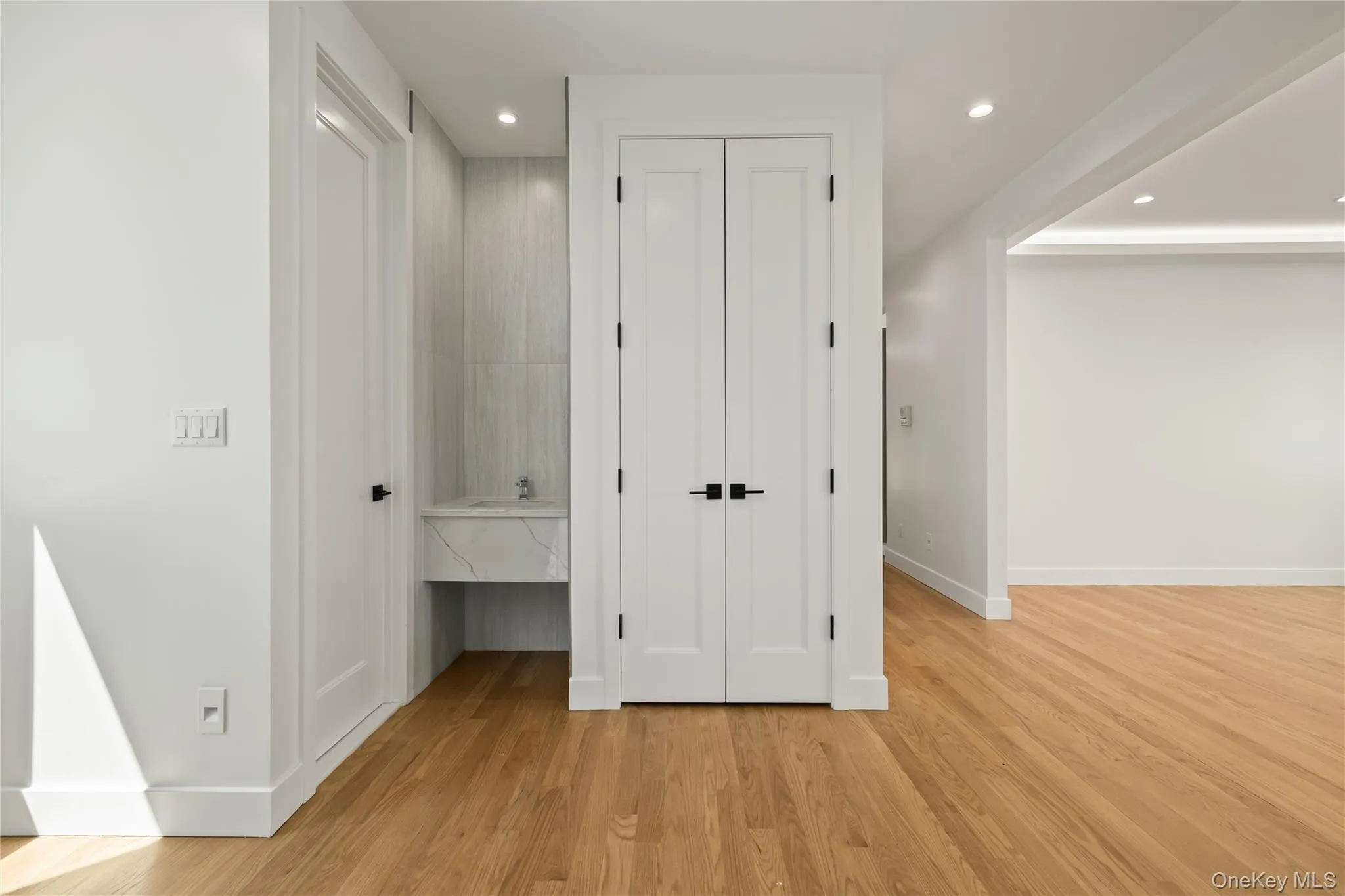 37 Ewing Avenue, Ramapo, NY, 8 Bedrooms Bedrooms, 8 Rooms Rooms,5 BathroomsBathrooms,Residential,For Rent,Ewing,0,999150 37 Ewing Avenue, Ramapo, NY, 8 Bedrooms Bedrooms, 8 Rooms Rooms,5 BathroomsBathrooms,Residential,For Rent,Ewing,0,999150