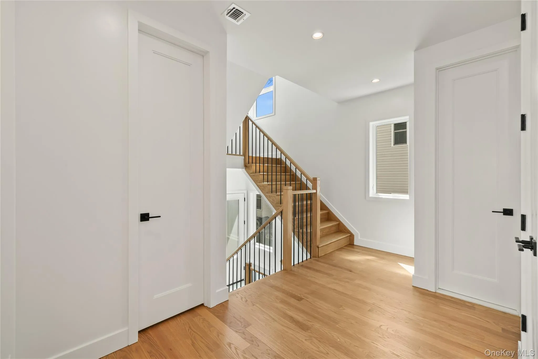 37 Ewing Avenue, Ramapo, NY, 8 Bedrooms Bedrooms, 8 Rooms Rooms,5 BathroomsBathrooms,Residential,For Rent,Ewing,0,999150 37 Ewing Avenue, Ramapo, NY, 8 Bedrooms Bedrooms, 8 Rooms Rooms,5 BathroomsBathrooms,Residential,For Rent,Ewing,0,999150