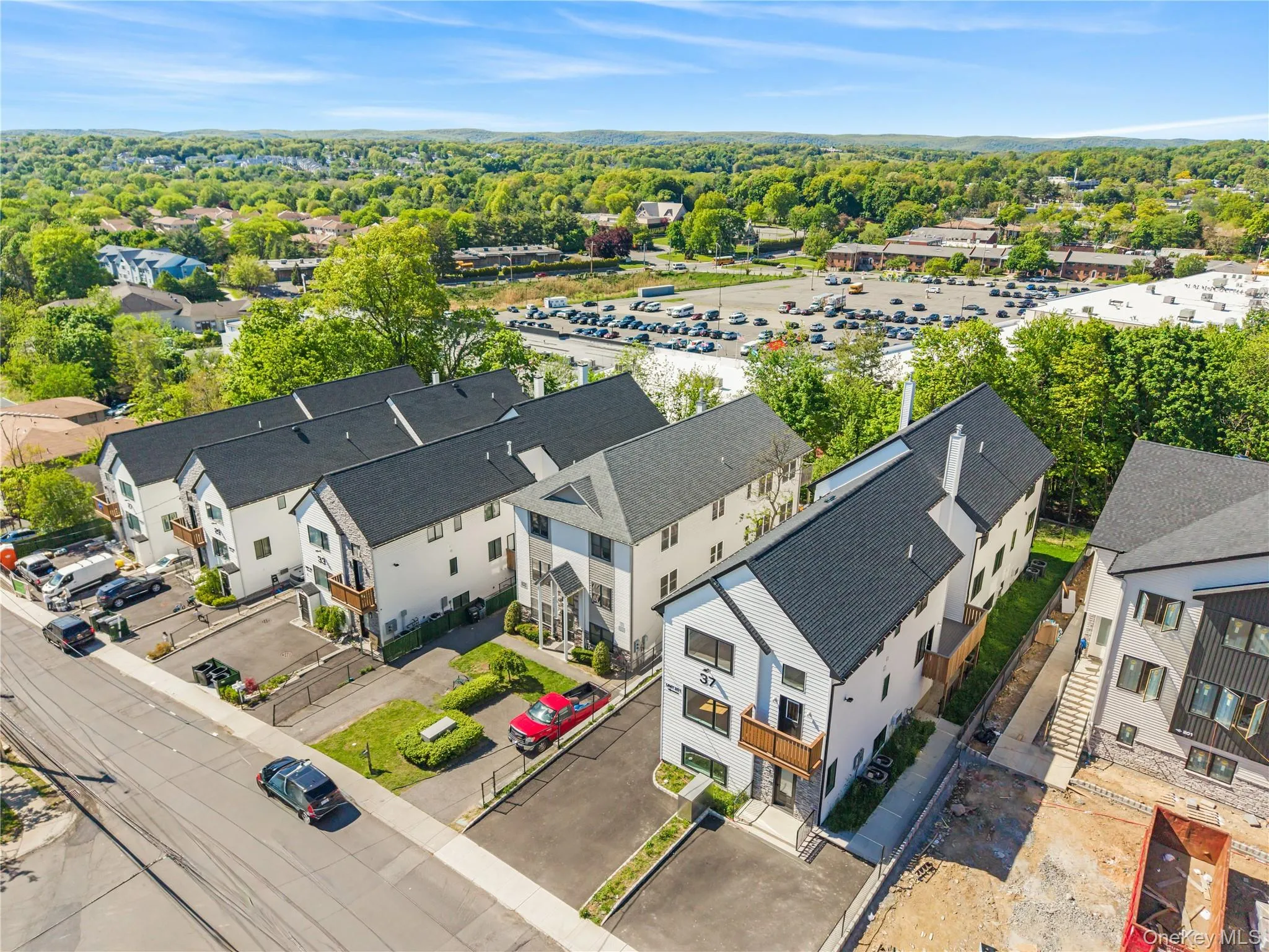 37 Ewing Avenue, Ramapo, NY, 8 Bedrooms Bedrooms, 8 Rooms Rooms,5 BathroomsBathrooms,Residential,For Rent,Ewing,0,999150 37 Ewing Avenue, Ramapo, NY, 8 Bedrooms Bedrooms, 8 Rooms Rooms,5 BathroomsBathrooms,Residential,For Rent,Ewing,0,999150