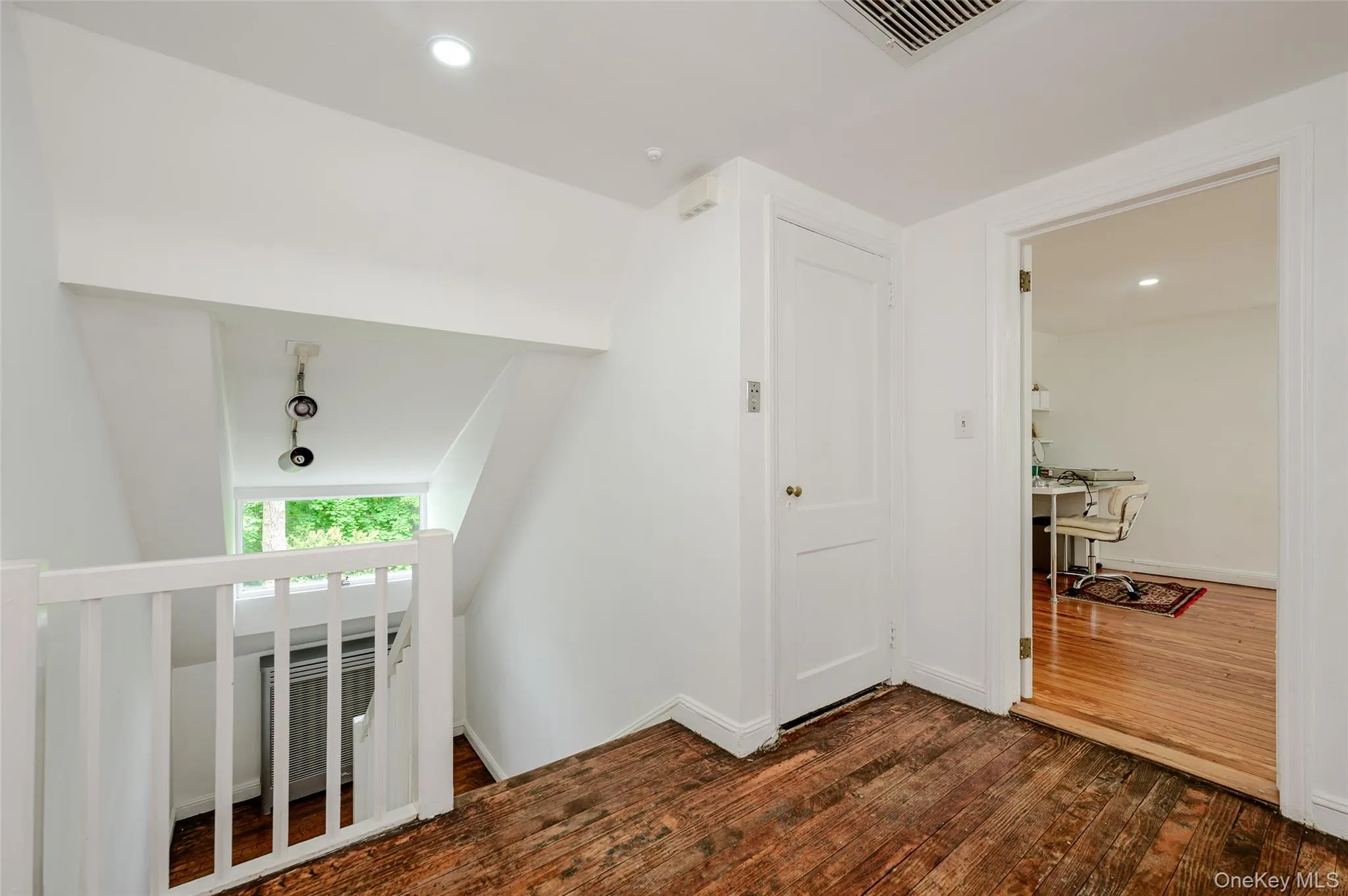 27 Ridge Drive, North Hempstead, NY, 4 Bedrooms Bedrooms, 9 Rooms Rooms,3 BathroomsBathrooms,Residential,For Rent,Ridge,0,999153 27 Ridge Drive, North Hempstead, NY, 4 Bedrooms Bedrooms, 9 Rooms Rooms,3 BathroomsBathrooms,Residential,For Rent,Ridge,0,999153