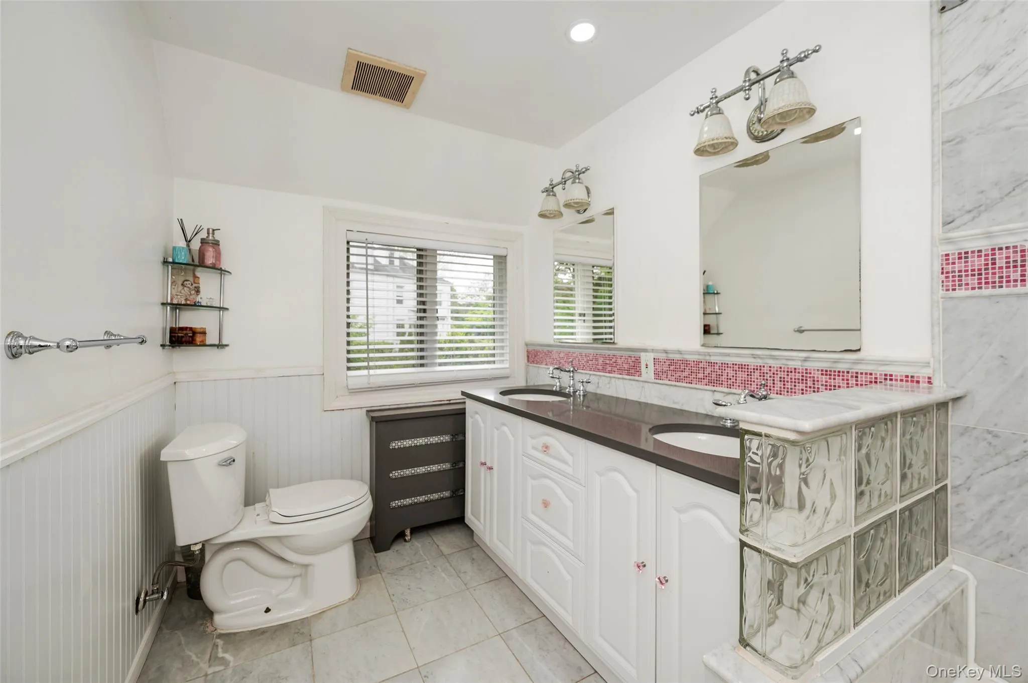 27 Ridge Drive, North Hempstead, NY, 4 Bedrooms Bedrooms, 9 Rooms Rooms,3 BathroomsBathrooms,Residential,For Rent,Ridge,0,999153 27 Ridge Drive, North Hempstead, NY, 4 Bedrooms Bedrooms, 9 Rooms Rooms,3 BathroomsBathrooms,Residential,For Rent,Ridge,0,999153