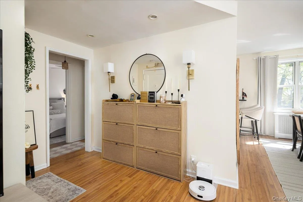 4 Edwards, North Hempstead, NY, 1 Bedroom Bedrooms, 4 Rooms Rooms,1 BathroomBathrooms,Residential,For Rent,Edwards,0,999154 4 Edwards, North Hempstead, NY, 1 Bedroom Bedrooms, 4 Rooms Rooms,1 BathroomBathrooms,Residential,For Rent,Edwards,0,999154