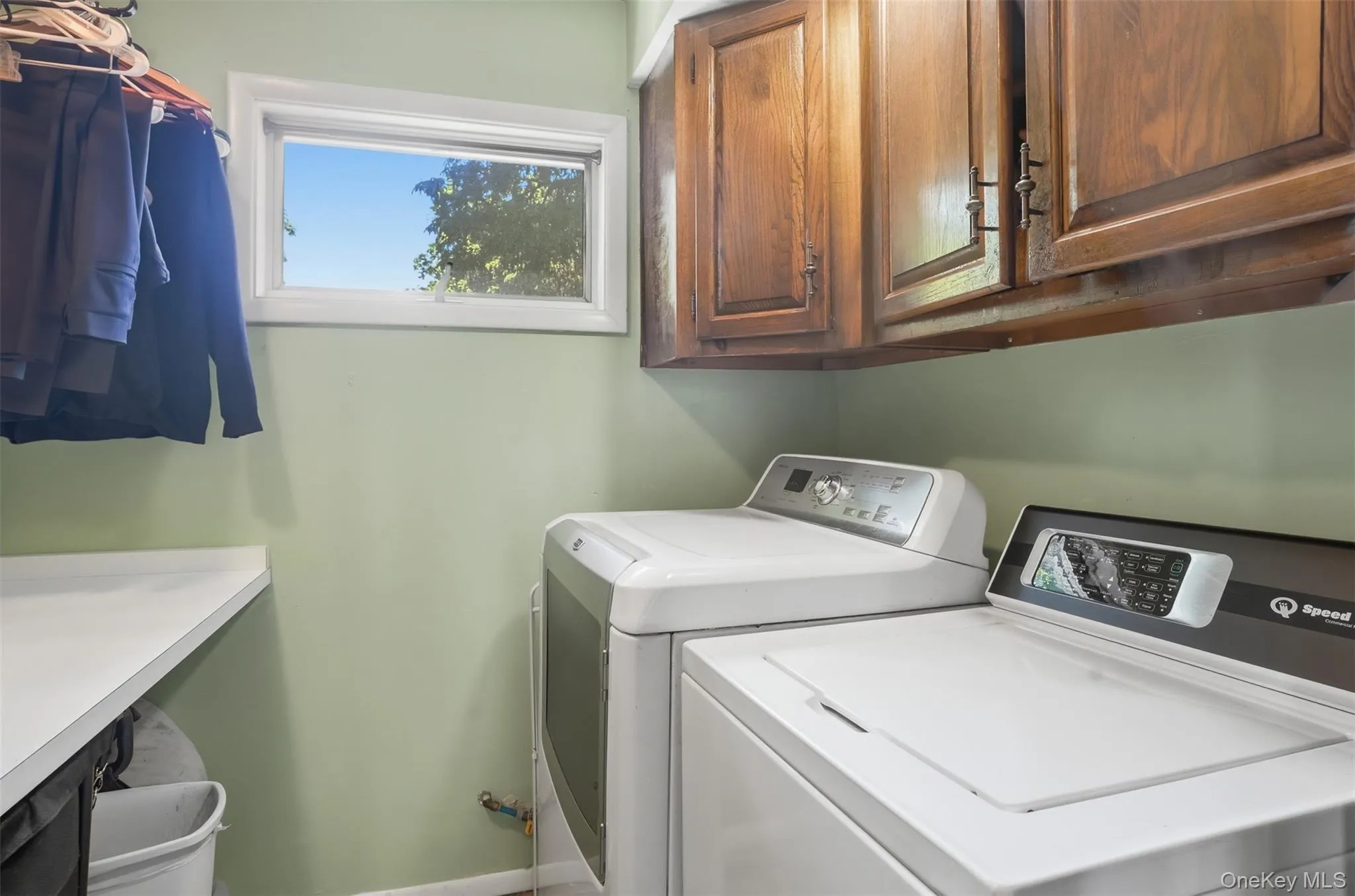 Laundry room on main level of the house for convenience. Laundry room on main level of the house for convenience.