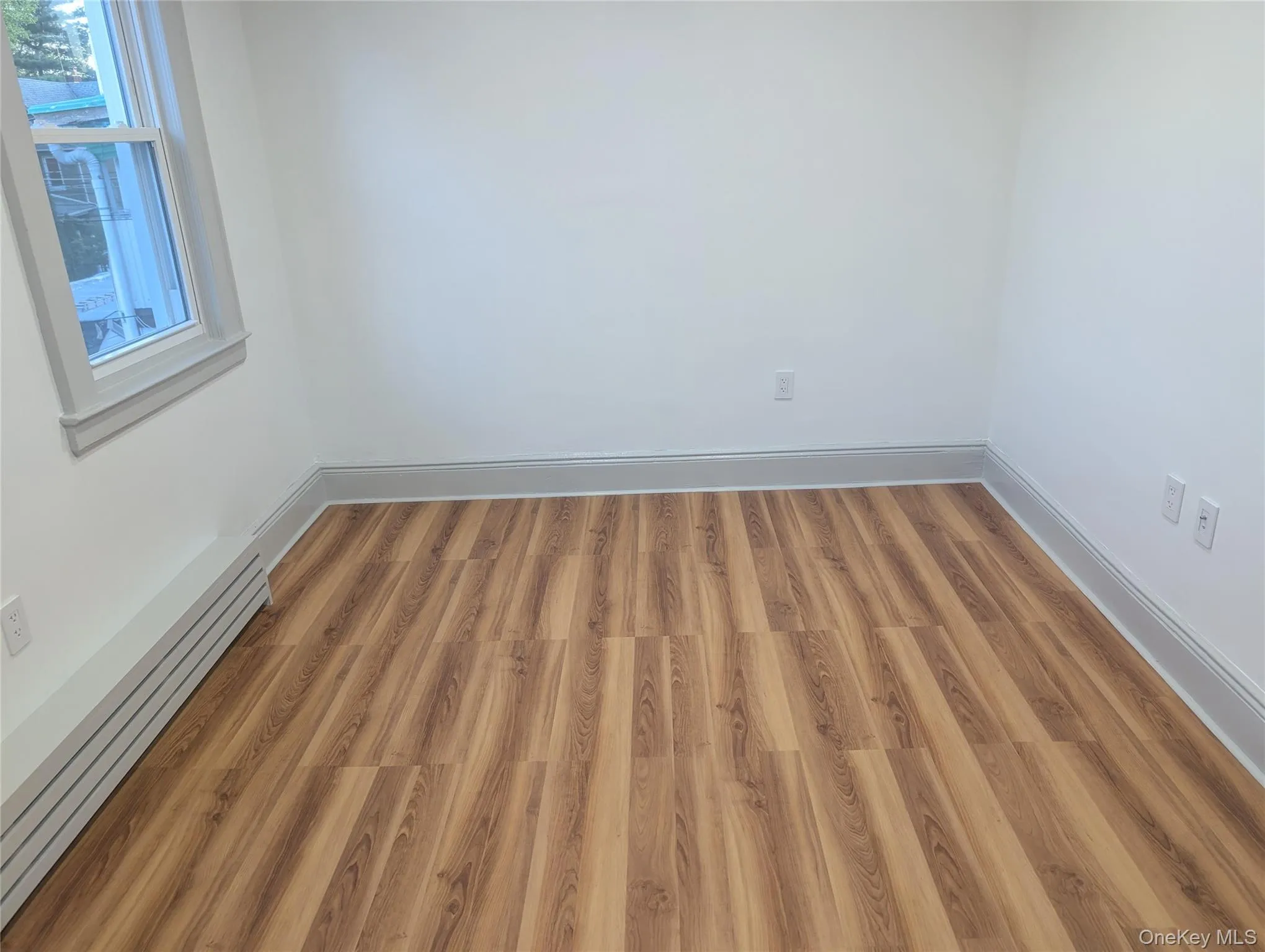 122-08 Hillside Avenue, New York, NY, 2 Bedrooms Bedrooms, 4 Rooms Rooms,1 BathroomBathrooms,Residential Lease,For Rent,Hillside,0,999175 122-08 Hillside Avenue, New York, NY, 2 Bedrooms Bedrooms, 4 Rooms Rooms,1 BathroomBathrooms,Residential Lease,For Rent,Hillside,0,999175