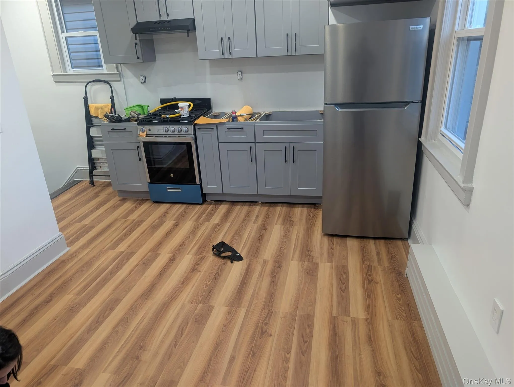 122-08 Hillside Avenue, New York, NY, 2 Bedrooms Bedrooms, 4 Rooms Rooms,1 BathroomBathrooms,Residential Lease,For Rent,Hillside,0,999175 122-08 Hillside Avenue, New York, NY, 2 Bedrooms Bedrooms, 4 Rooms Rooms,1 BathroomBathrooms,Residential Lease,For Rent,Hillside,0,999175
