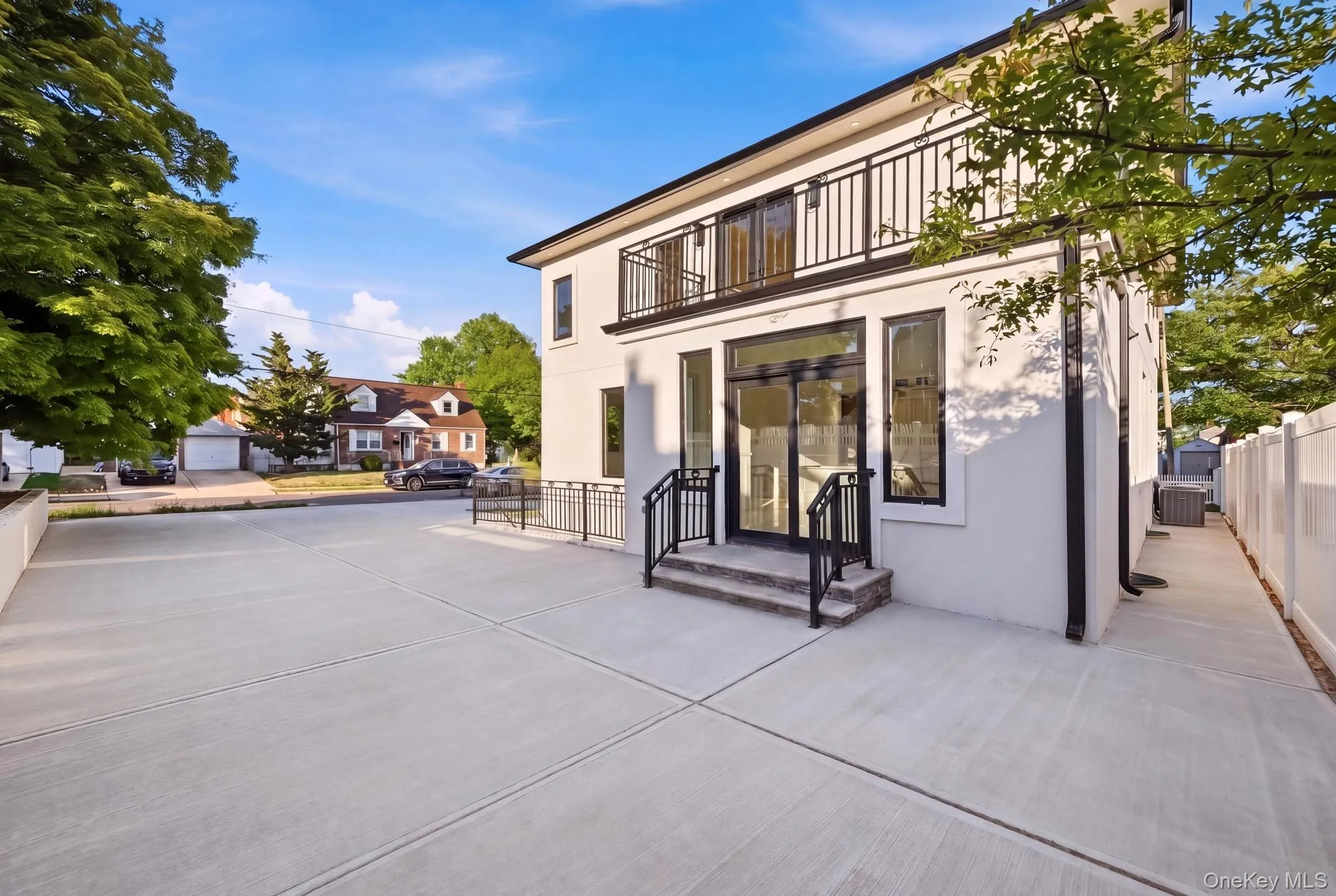 51 Sobro Avenue, Hempstead, NY, 5 Bedrooms Bedrooms, 13 Rooms Rooms,6 BathroomsBathrooms,Residential,For Rent,Sobro,0,999177 51 Sobro Avenue, Hempstead, NY, 5 Bedrooms Bedrooms, 13 Rooms Rooms,6 BathroomsBathrooms,Residential,For Rent,Sobro,0,999177