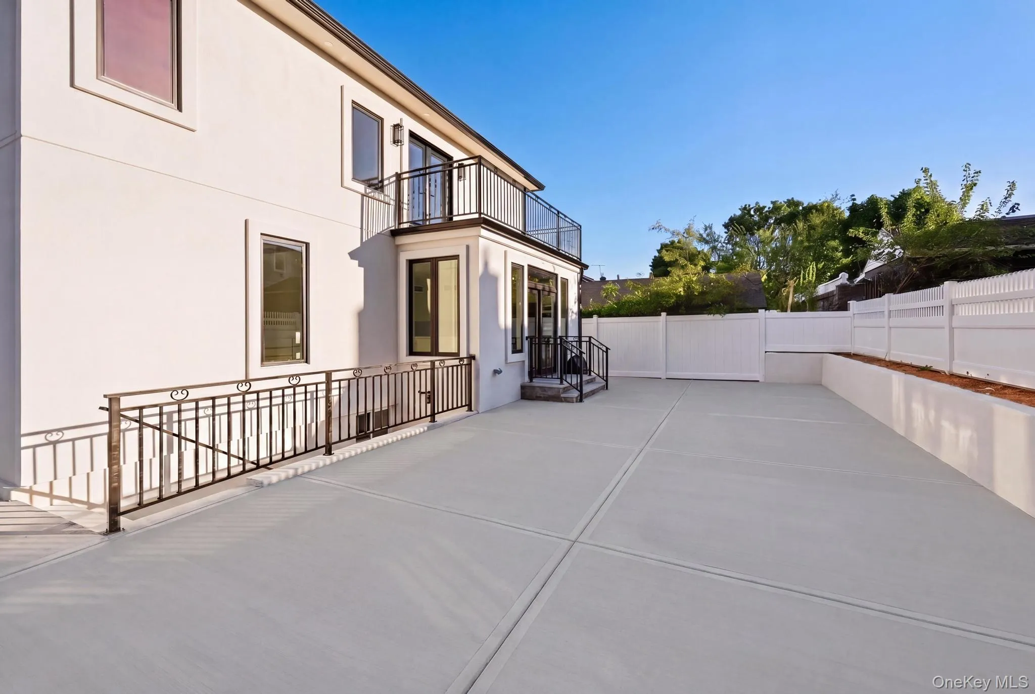51 Sobro Avenue, Hempstead, NY, 5 Bedrooms Bedrooms, 13 Rooms Rooms,6 BathroomsBathrooms,Residential,For Rent,Sobro,0,999177 51 Sobro Avenue, Hempstead, NY, 5 Bedrooms Bedrooms, 13 Rooms Rooms,6 BathroomsBathrooms,Residential,For Rent,Sobro,0,999177