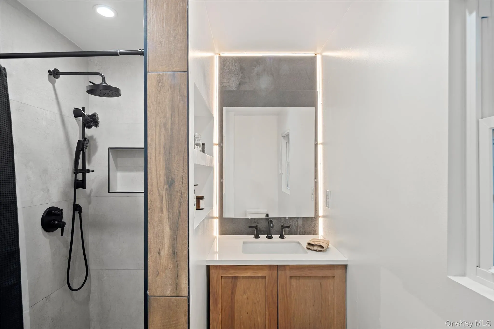 Full bath Full bath