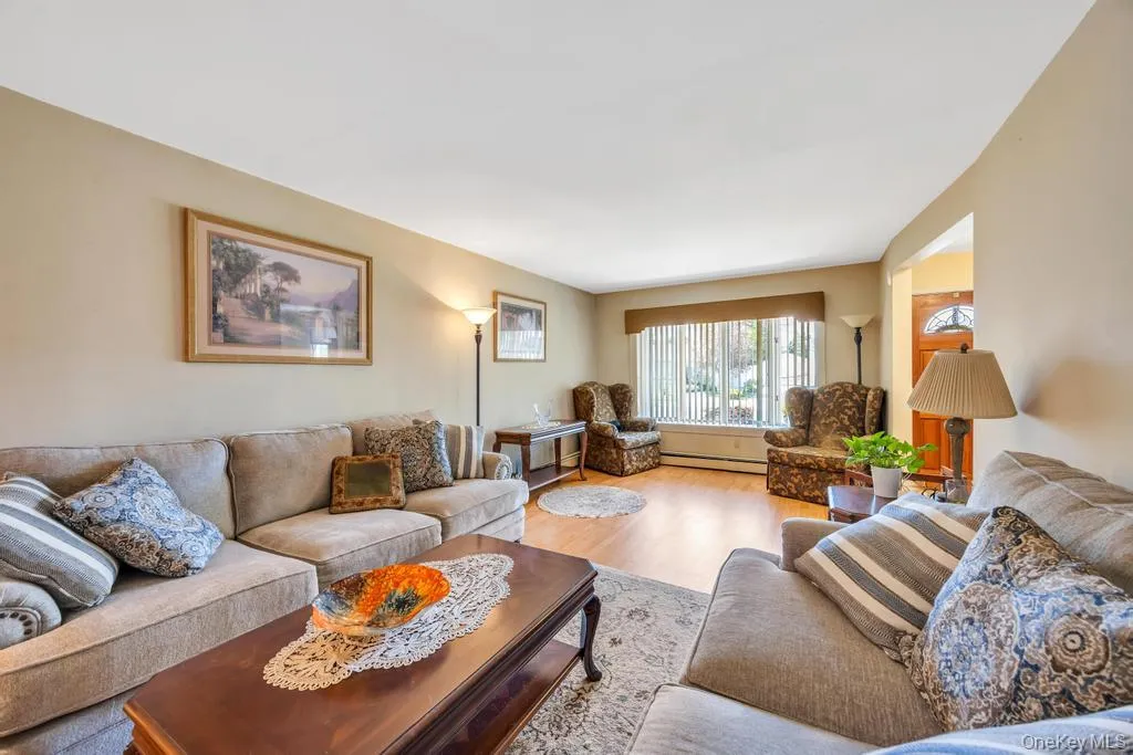 2625 Cypress Avenue, Hempstead, NY, 4 Bedrooms Bedrooms, 9 Rooms Rooms,2 BathroomsBathrooms,Residential,For Rent,Cypress,0,999184 2625 Cypress Avenue, Hempstead, NY, 4 Bedrooms Bedrooms, 9 Rooms Rooms,2 BathroomsBathrooms,Residential,For Rent,Cypress,0,999184