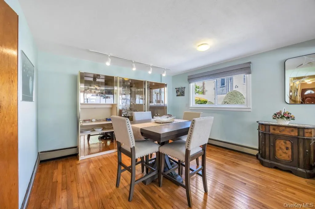 2625 Cypress Avenue, Hempstead, NY, 4 Bedrooms Bedrooms, 9 Rooms Rooms,2 BathroomsBathrooms,Residential,For Rent,Cypress,0,999184 2625 Cypress Avenue, Hempstead, NY, 4 Bedrooms Bedrooms, 9 Rooms Rooms,2 BathroomsBathrooms,Residential,For Rent,Cypress,0,999184
