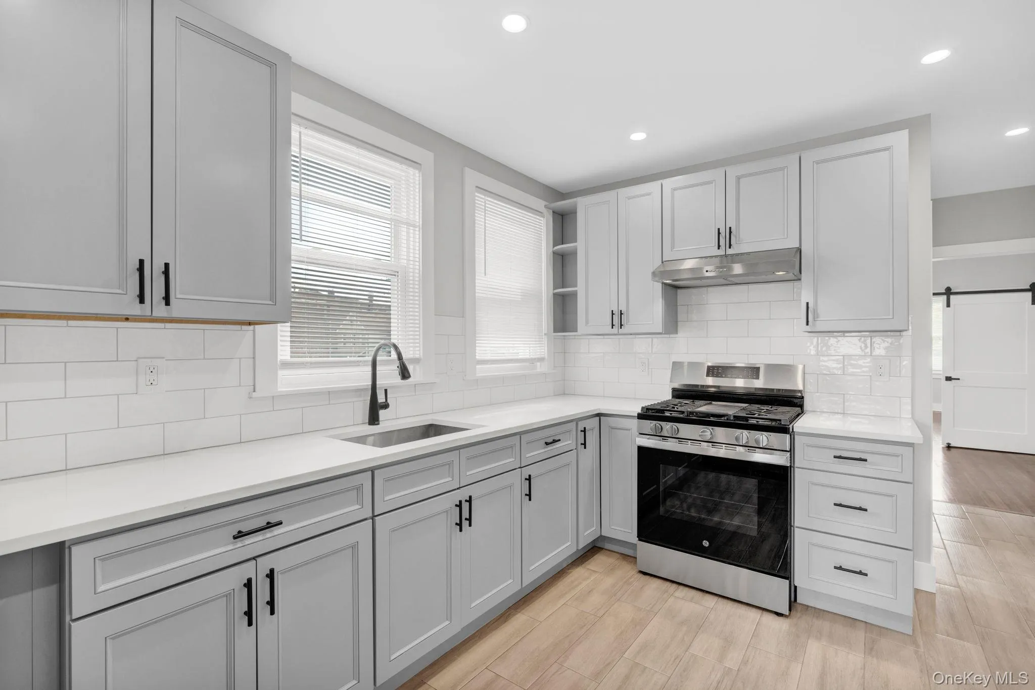 348 Saw Mill River Road, Yonkers, NY, 3 Bedrooms Bedrooms, 7 Rooms Rooms,1 BathroomBathrooms,Residential Lease,For Rent,Saw Mill River,0,999190 348 Saw Mill River Road, Yonkers, NY, 3 Bedrooms Bedrooms, 7 Rooms Rooms,1 BathroomBathrooms,Residential Lease,For Rent,Saw Mill River,0,999190