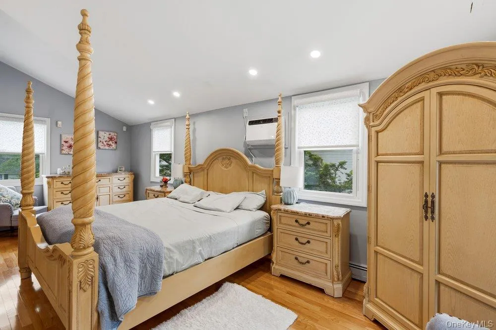 149 Princeton Street, North Hempstead, NY, 4 Bedrooms Bedrooms, 8 Rooms Rooms,3 BathroomsBathrooms,Residential,For Rent,Princeton,0,999201 149 Princeton Street, North Hempstead, NY, 4 Bedrooms Bedrooms, 8 Rooms Rooms,3 BathroomsBathrooms,Residential,For Rent,Princeton,0,999201
